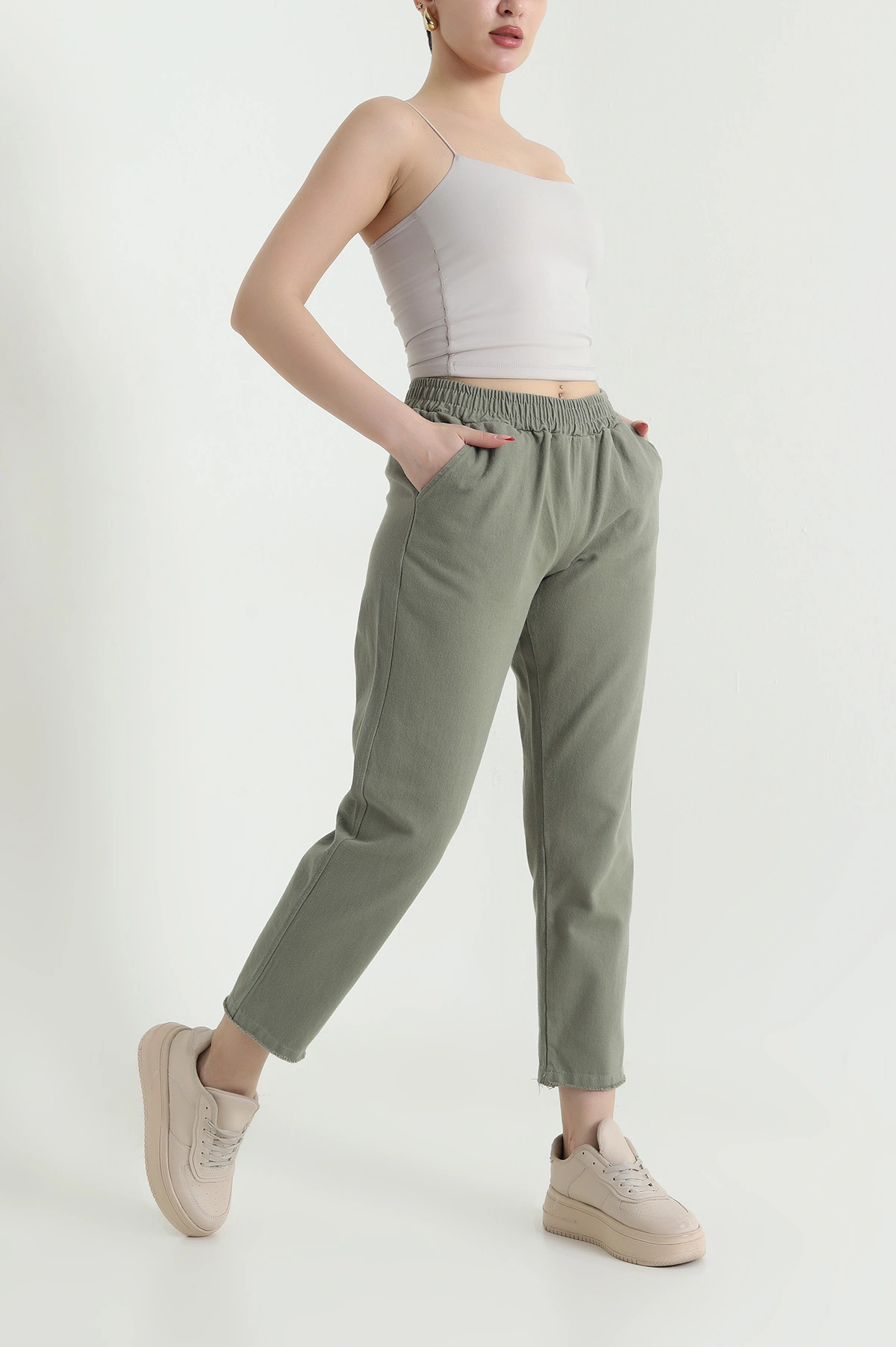 Haki Bel Lastikli Cep Detay Gabardin Kadın Pantolon 440777