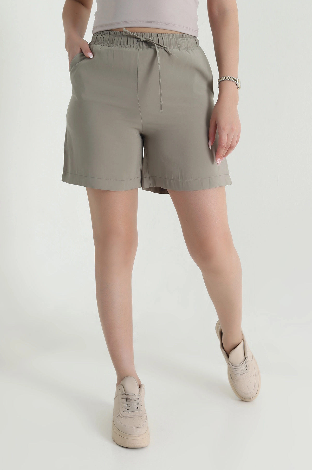 Haki Cepli Bel Lastikli Tencel Kadın Şort 464646