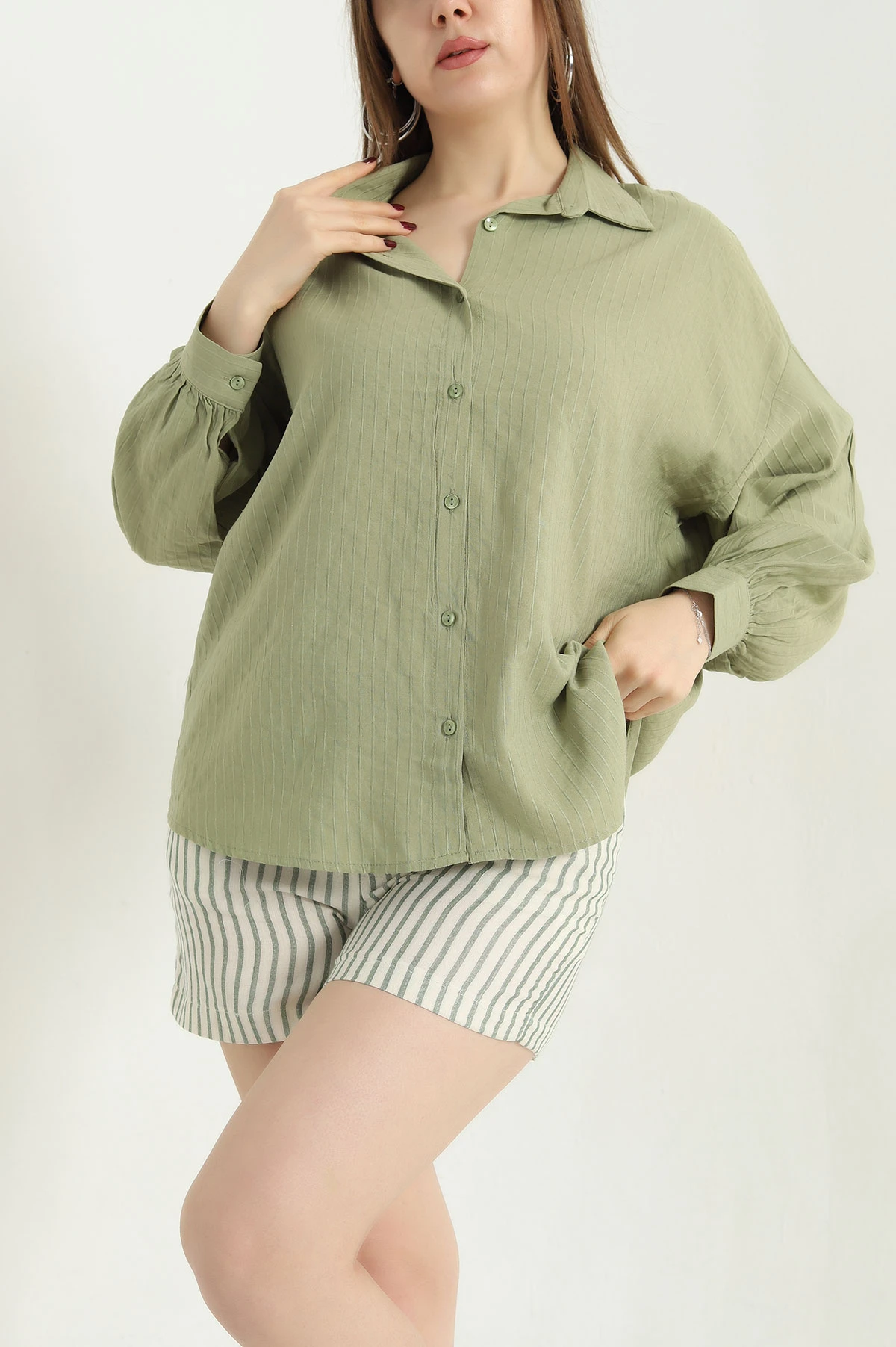 Haki Çizgili Oversize Keten Gömlek 340411