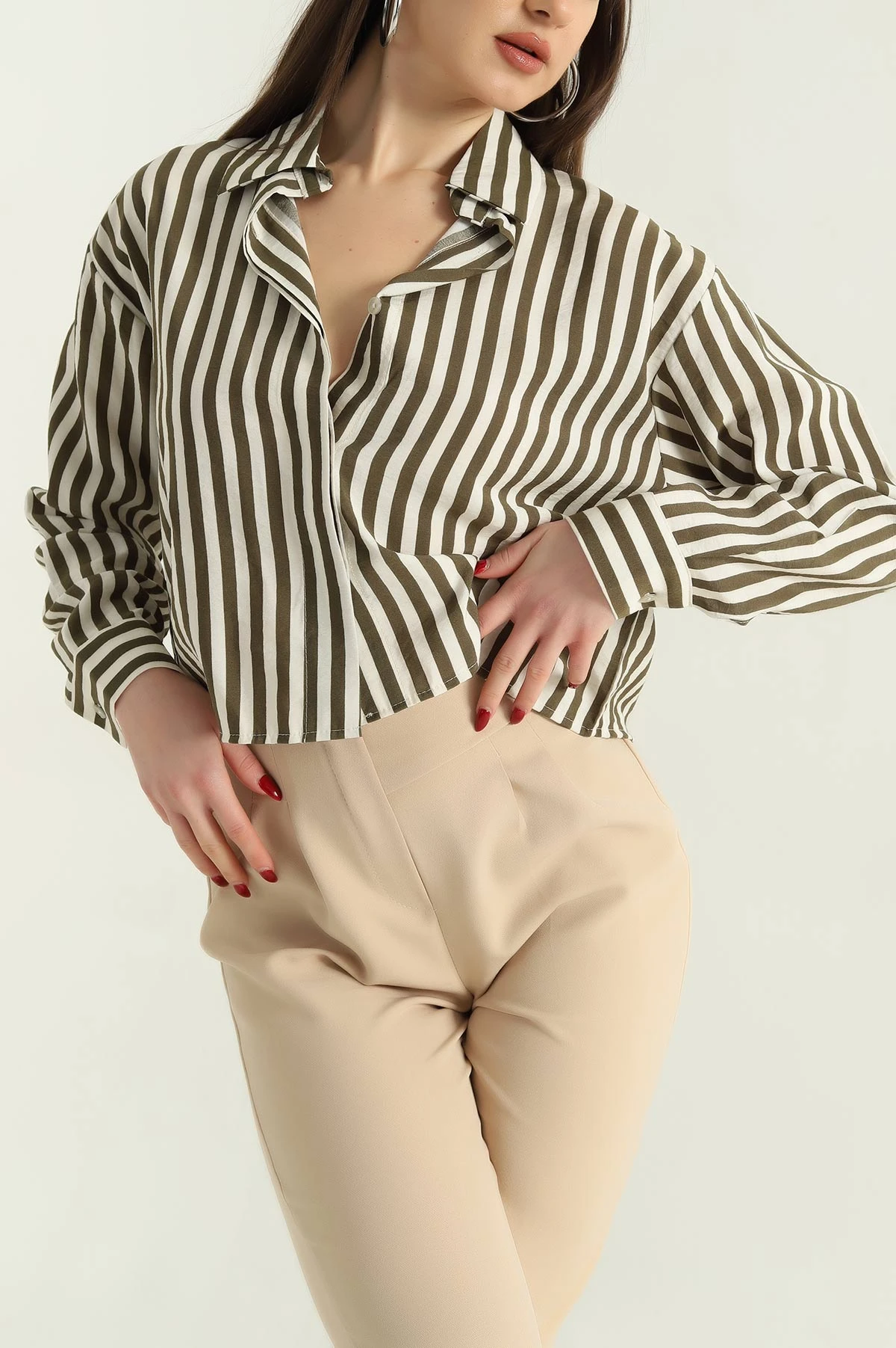Haki Çizgili Poplin Bayan Gömlek 336690