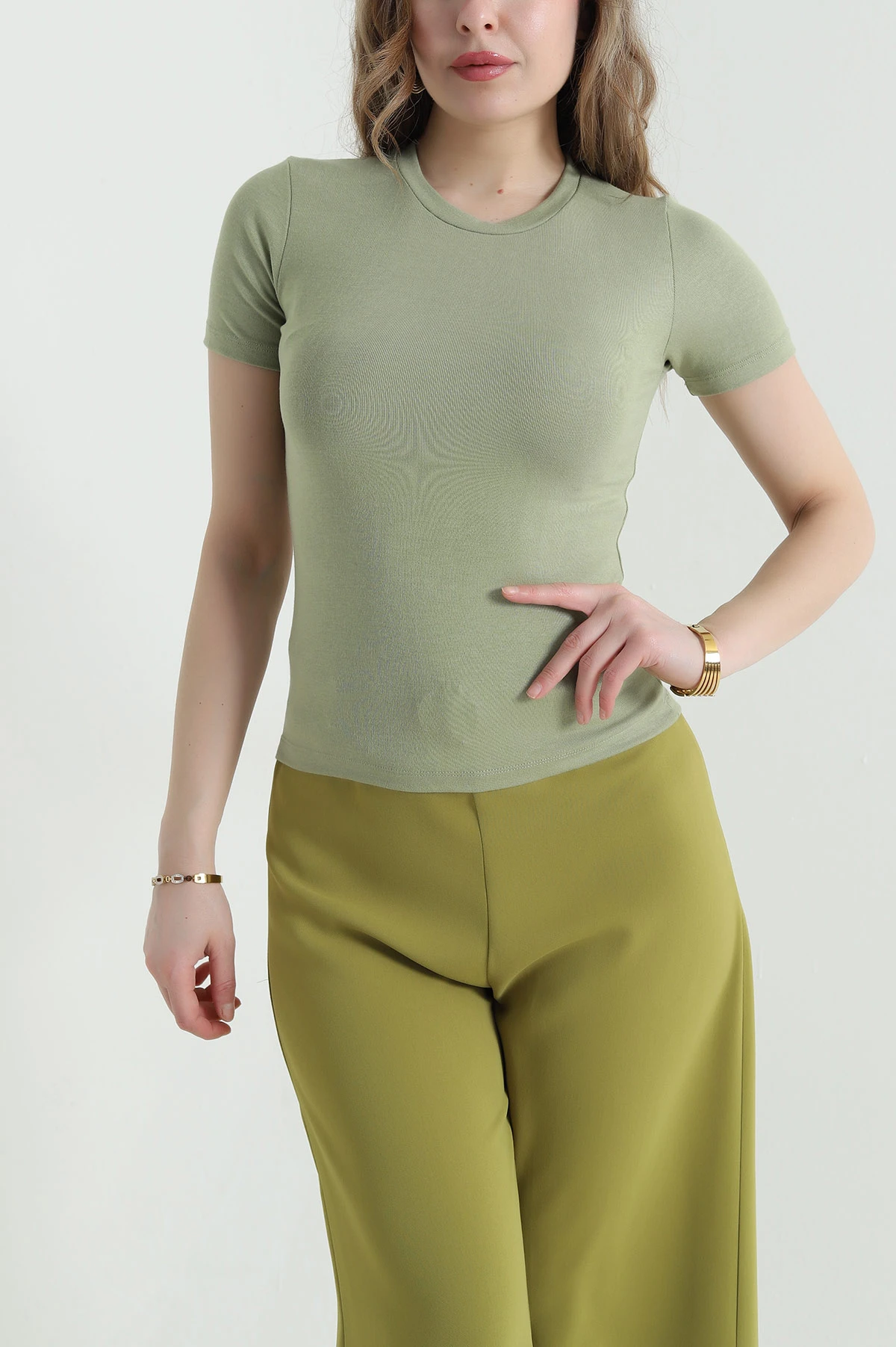 Haki Likralı Bisiklet Yaka Pamuk Kadın Bluz 440858