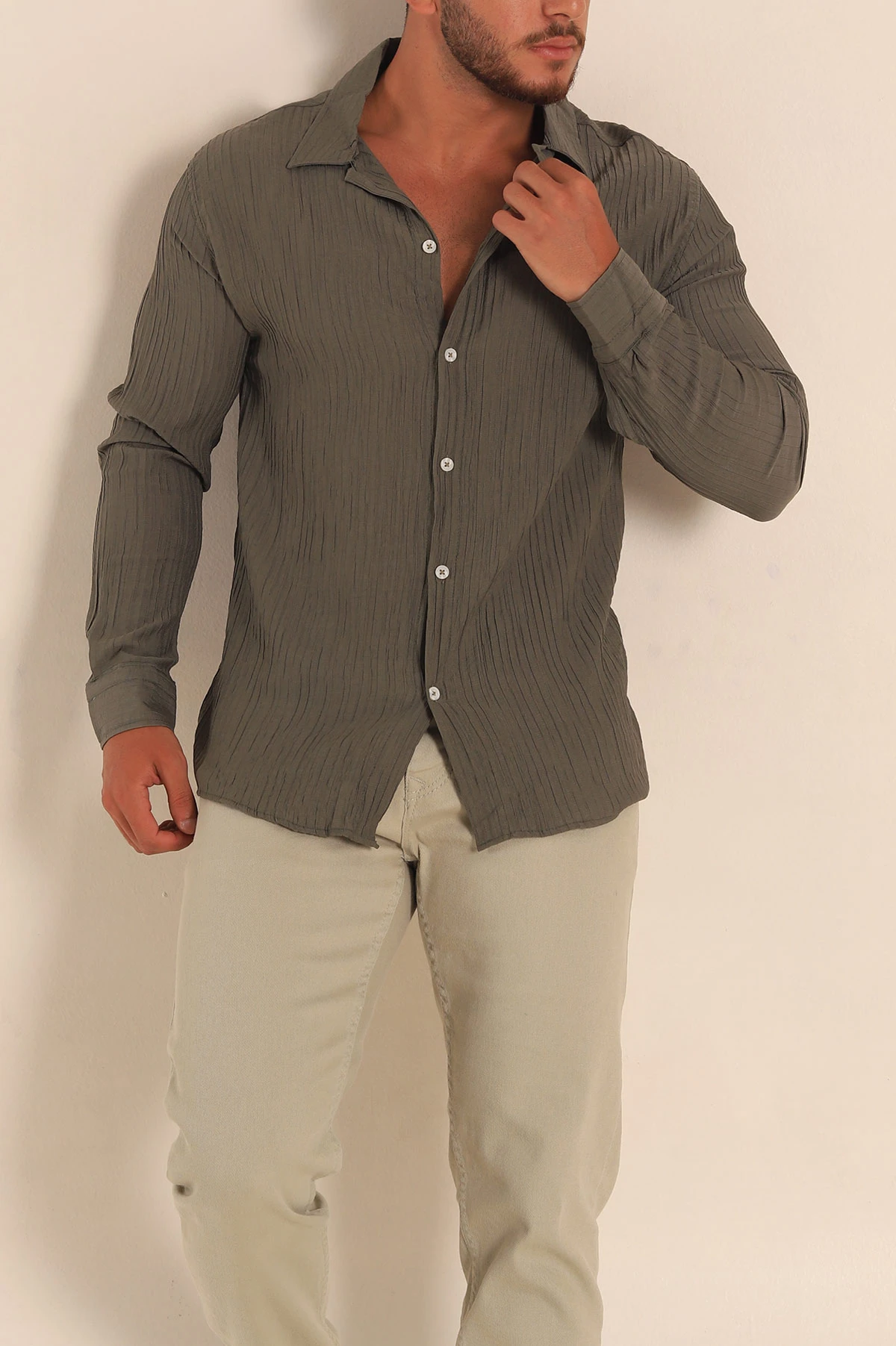 Haki Regular Fit Plise Dokulu Erkek Gömlek 285471