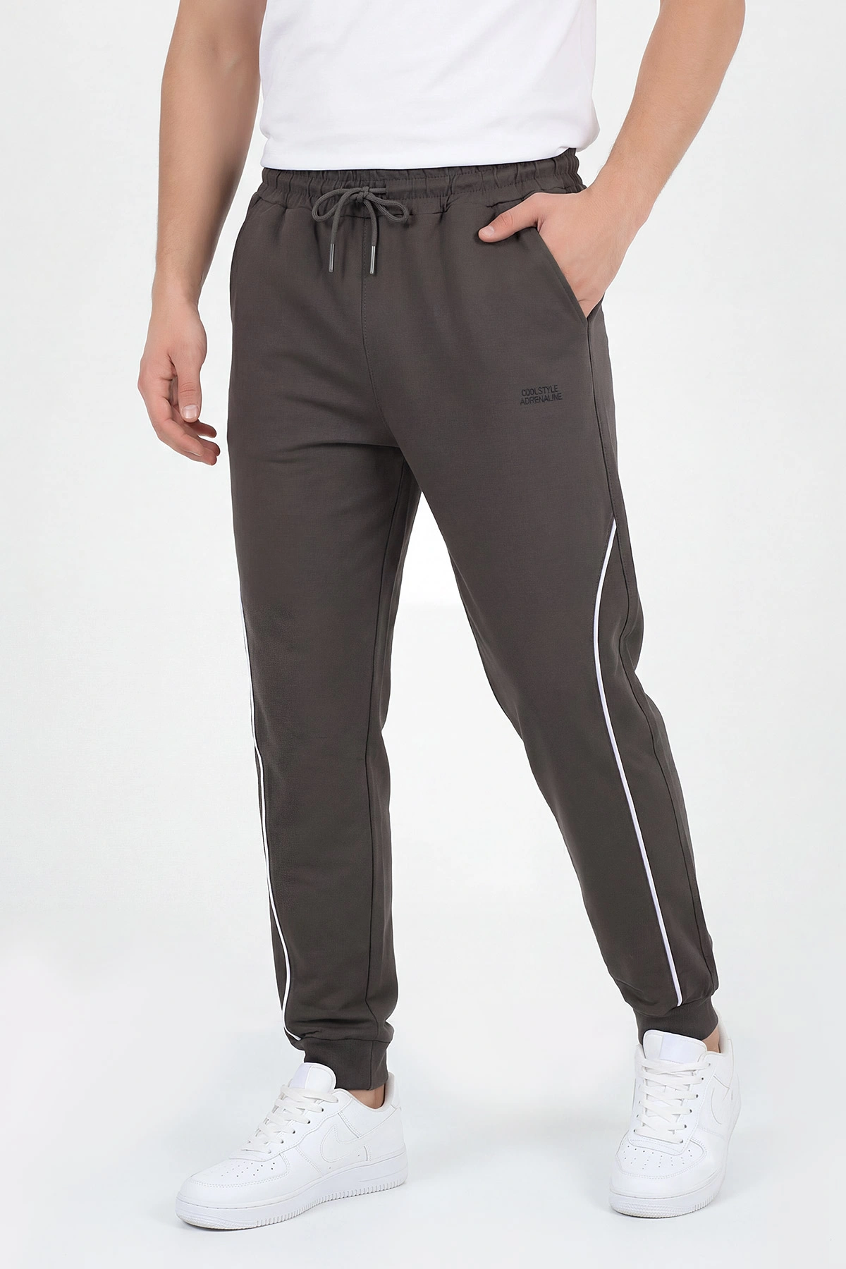 Haki Regular Fit Şerit Detaylı Paça Lastikli Erkek Eşofman Altı 402372