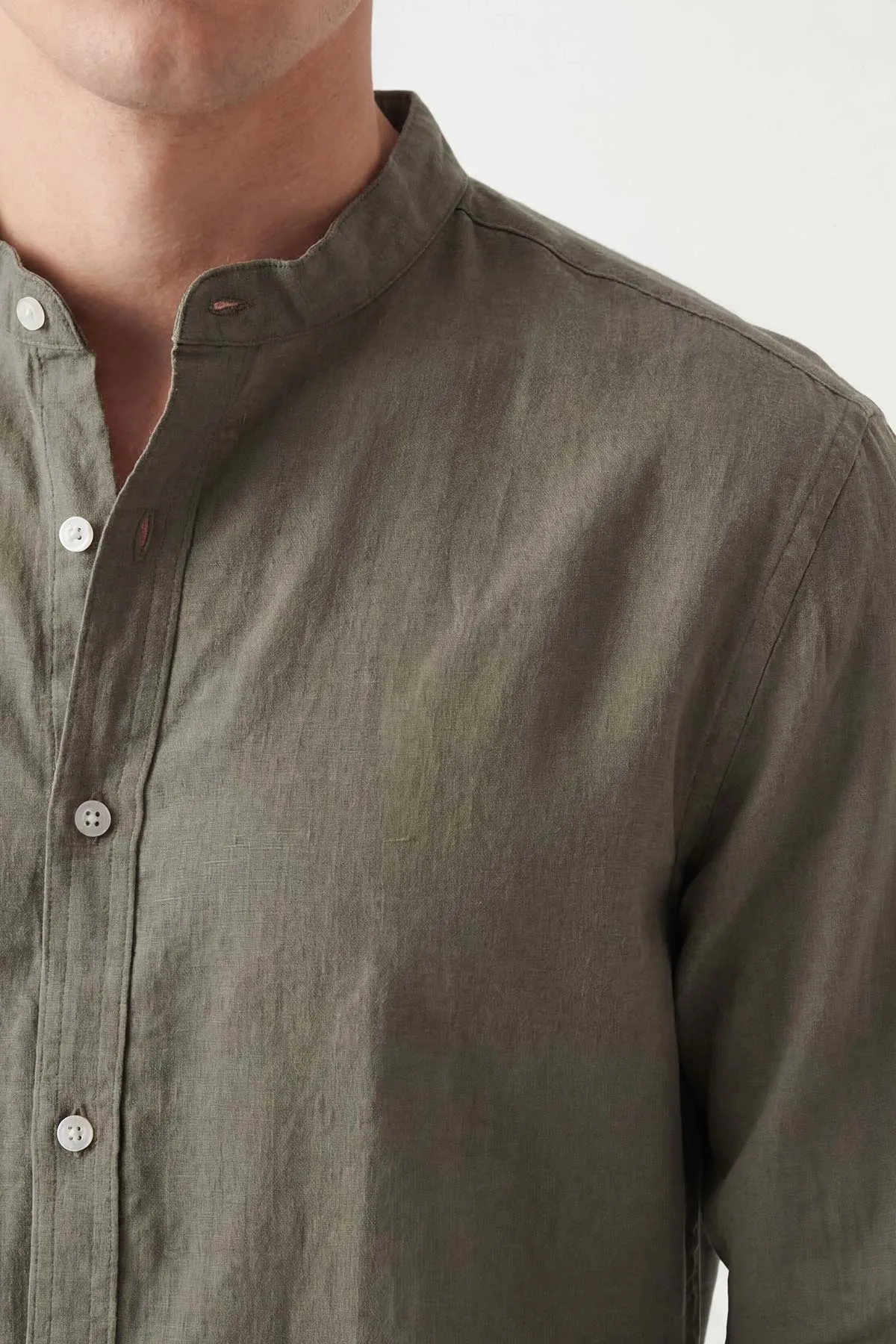 Haki Relaxed Fit Hakim Yaka Uzun Kollu Erkek Gömlek 445643