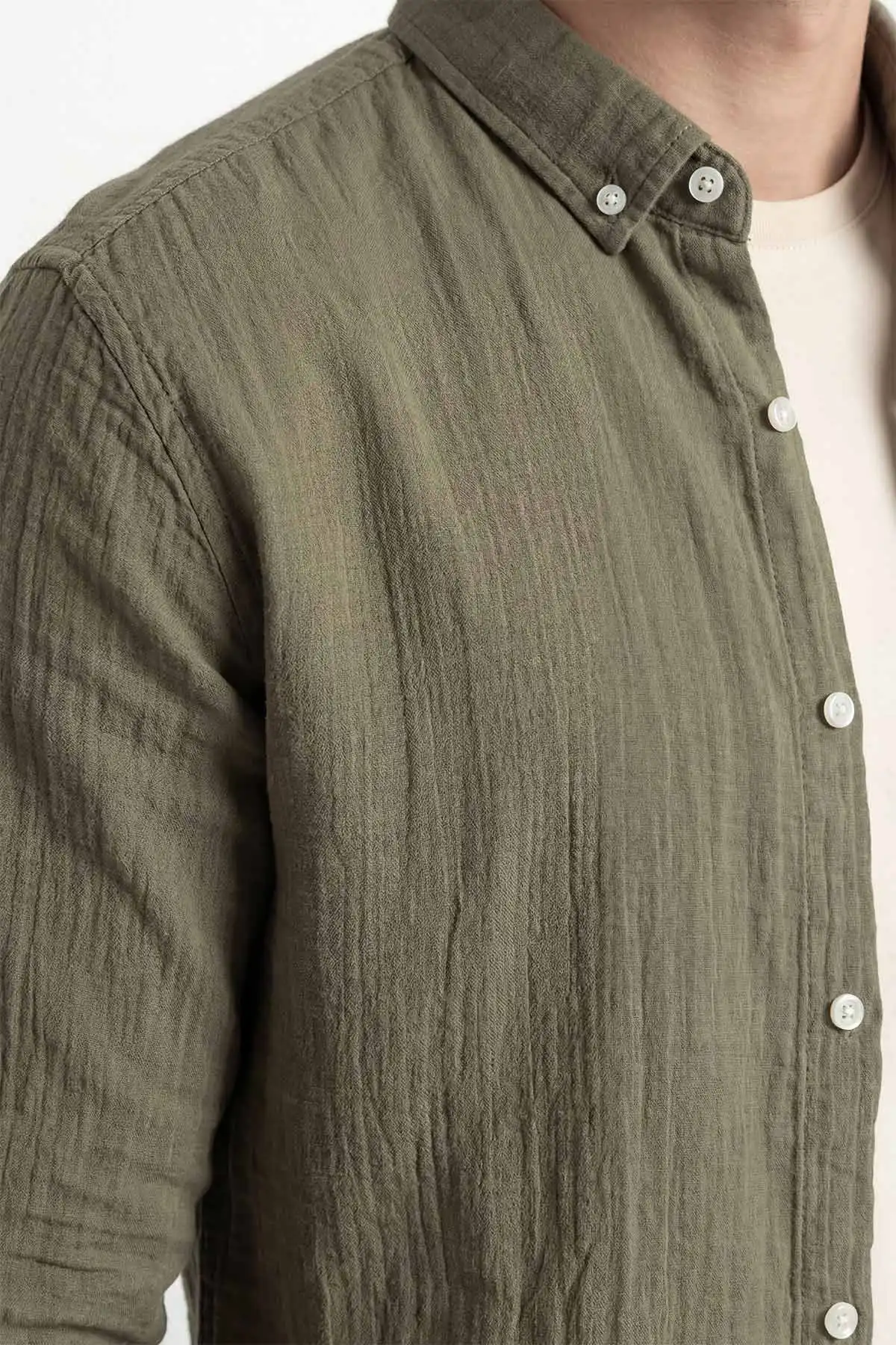Haki Relaxed Fit Müslin Keten Ata Yaka Erkek Gömlek 435745