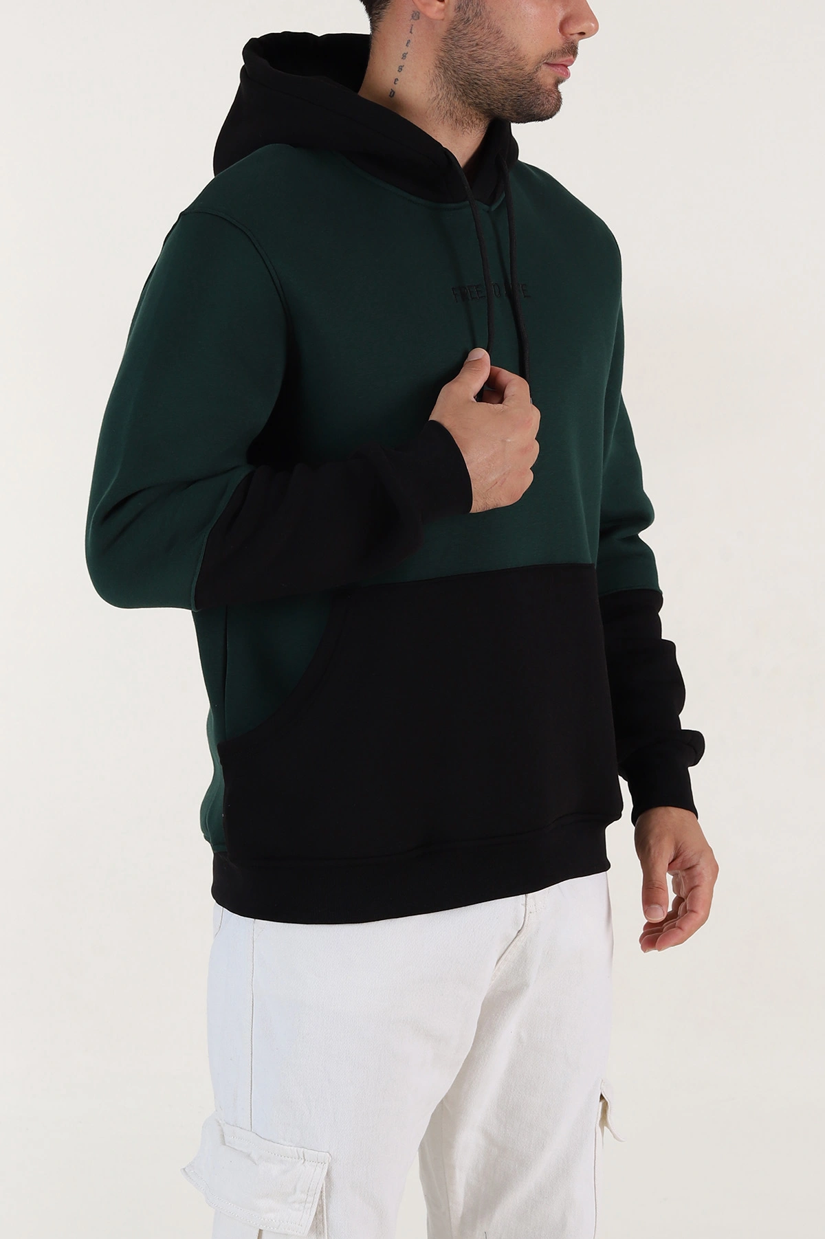 Zümrüt Yeşili Siyah Üç İp Şardonlu Kapüşonlu Yazı Detaylı Erkek Sweatshirt 396153