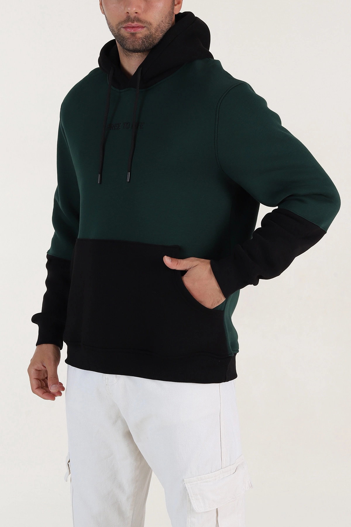 Zümrüt Yeşili Siyah Üç İp Şardonlu Kapüşonlu Yazı Detaylı Erkek Sweatshirt 396153