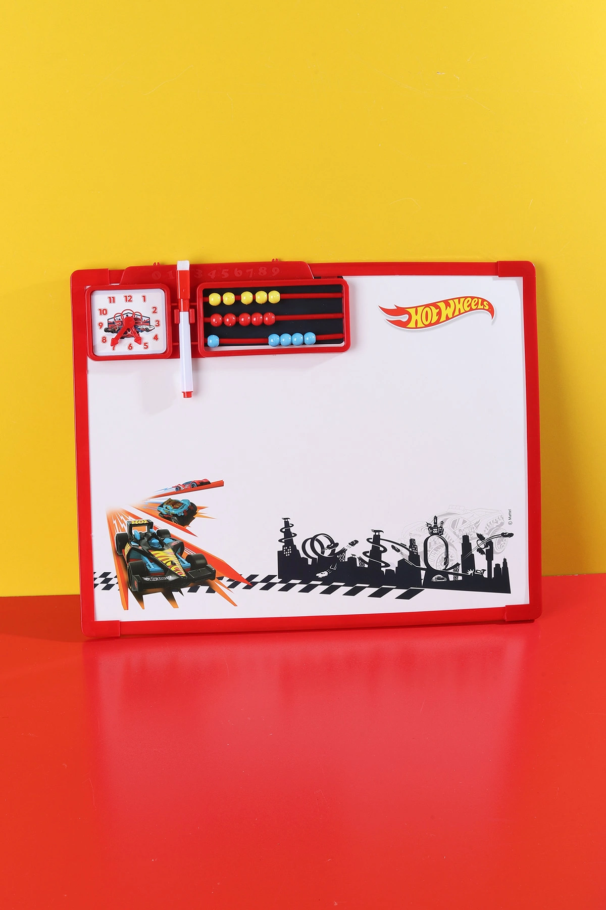 Hot Wheels Kırmızı 40x30 Cm Abaküslü Yazı Tahtası 304170