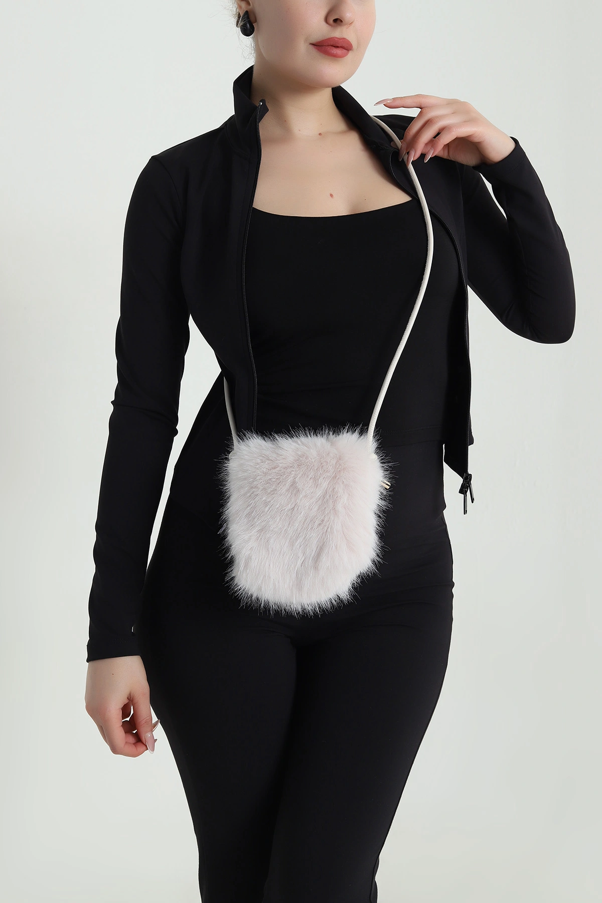 İçi Kadife Astarlı Kadın Mini Peluş Çanta 494231