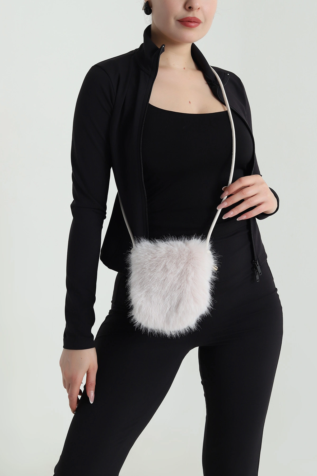 İçi Kadife Astarlı Kadın Mini Peluş Çanta 494231