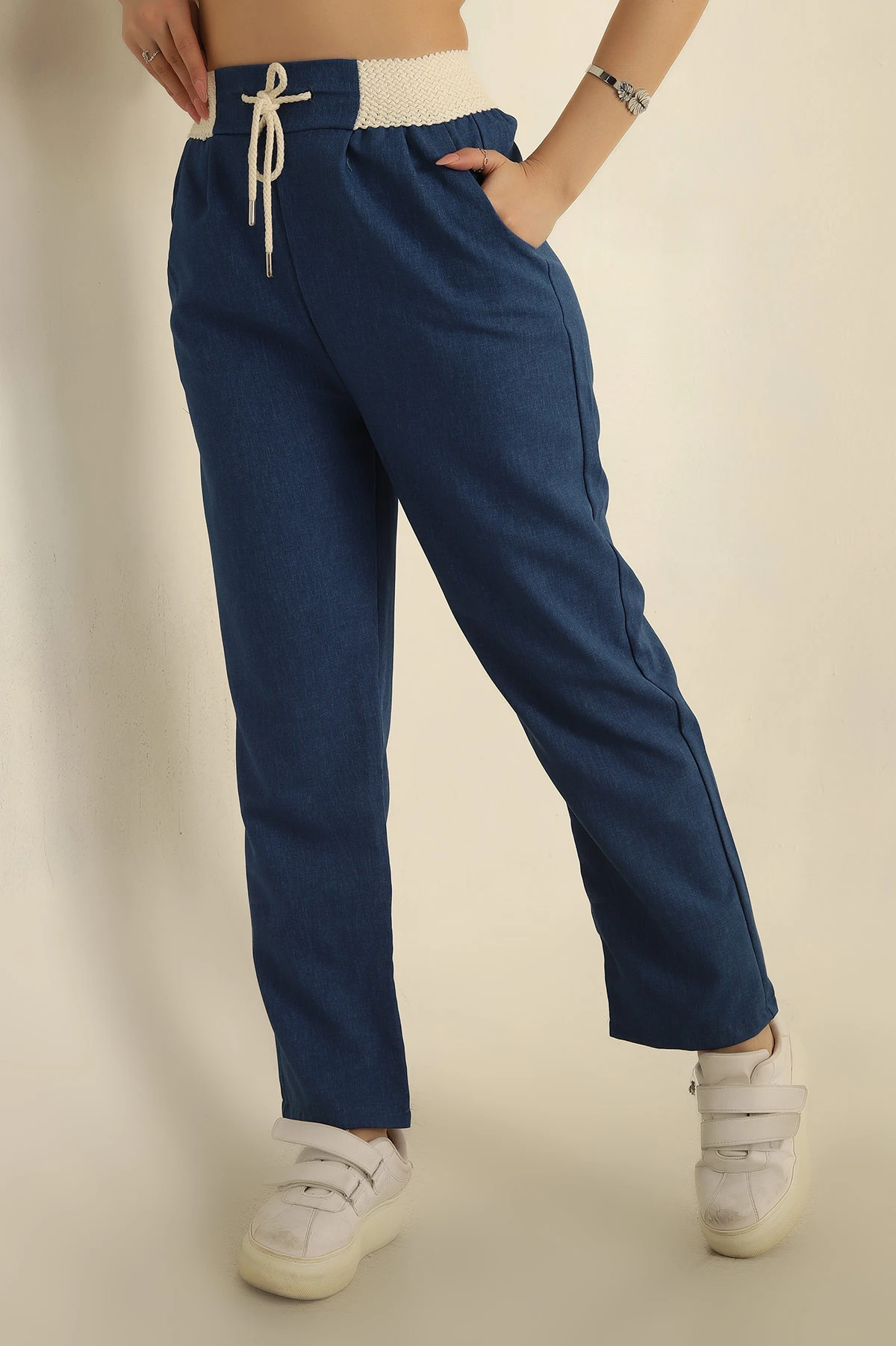 İndigo Gipe Lastikli Dokuma Pantolon 254041