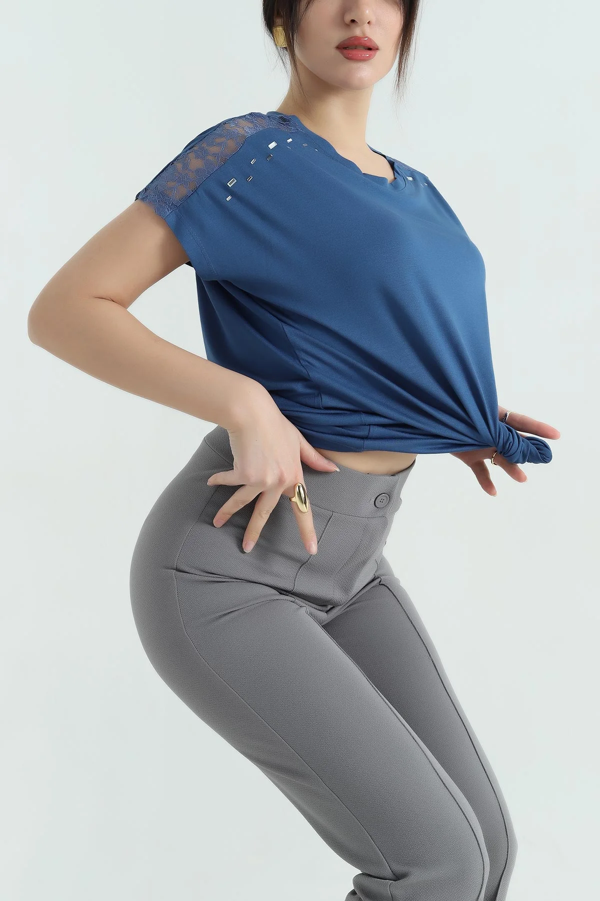 İndigo Güpürlü Taşlı Çilek Kumaş Bluz 334564