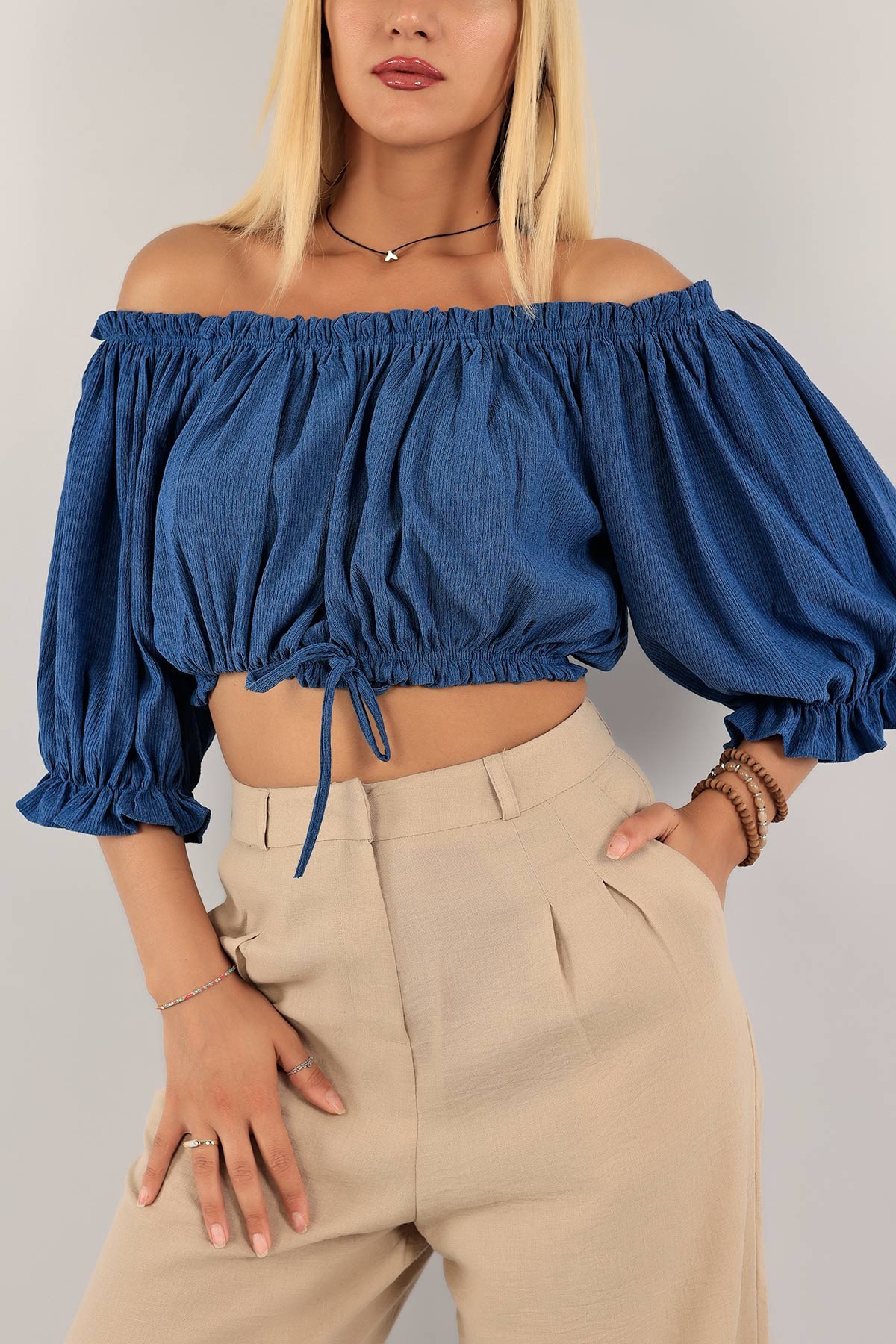 İndigo Madonna Yaka Krinkıl Bluz 127557