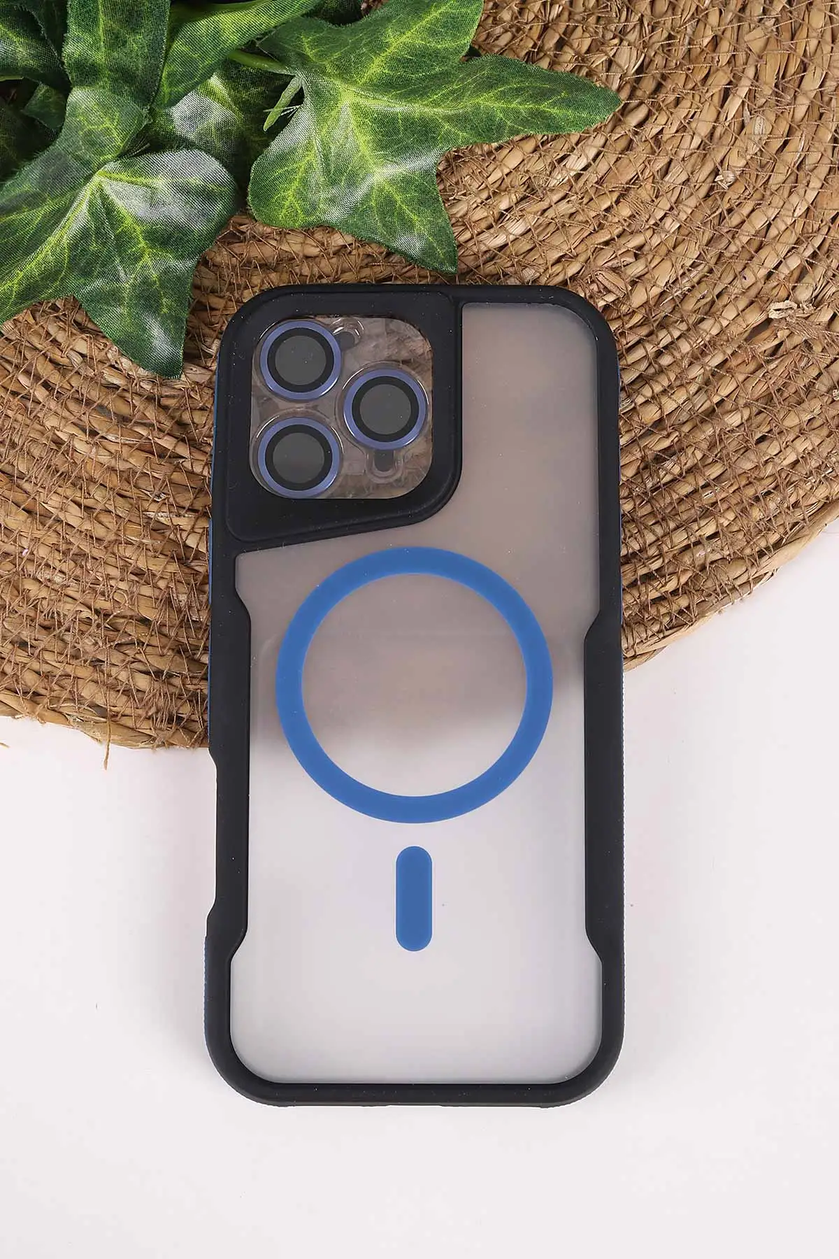 İndigo TeknoCase İphone 16 Pro Max Uyumlu Matte Guard Serisi Lens Korumalı Silikon Telefon Kılıfı 472490