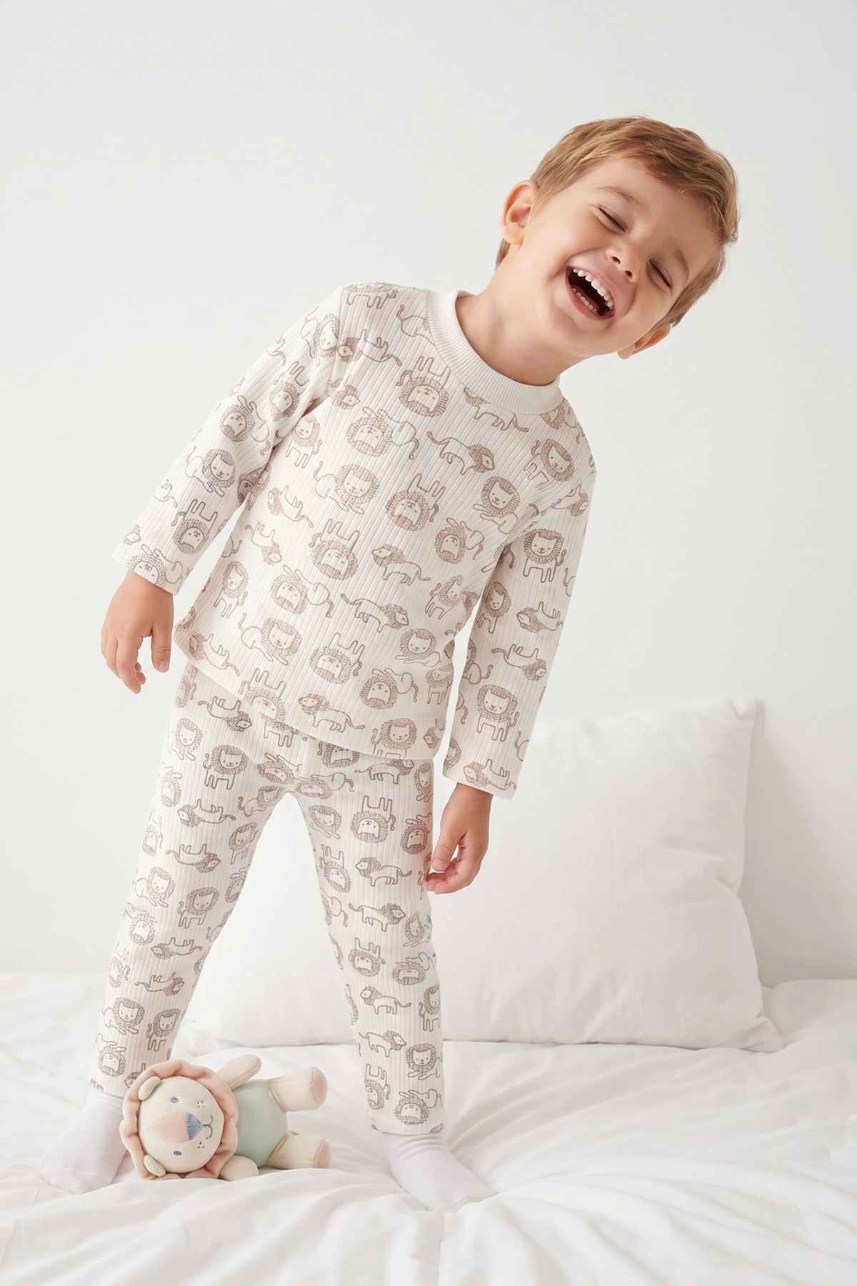 Kahve (1-3 Yaş) Aslan Desenli Raporlu Çocuk Pijama Takım 459402