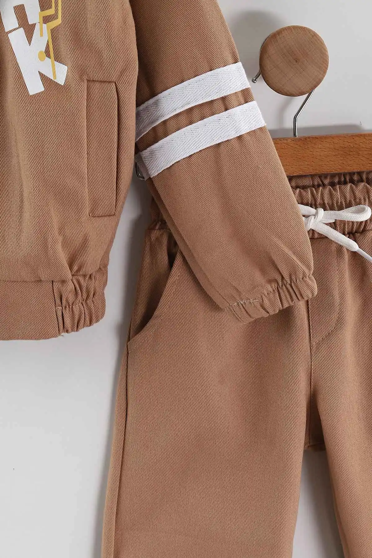 Kahve (3-10 Yaş)Şeritli Fermuarlı Ceketli Gabardin Erkek Çocuk 3'lü  Takım 443383
