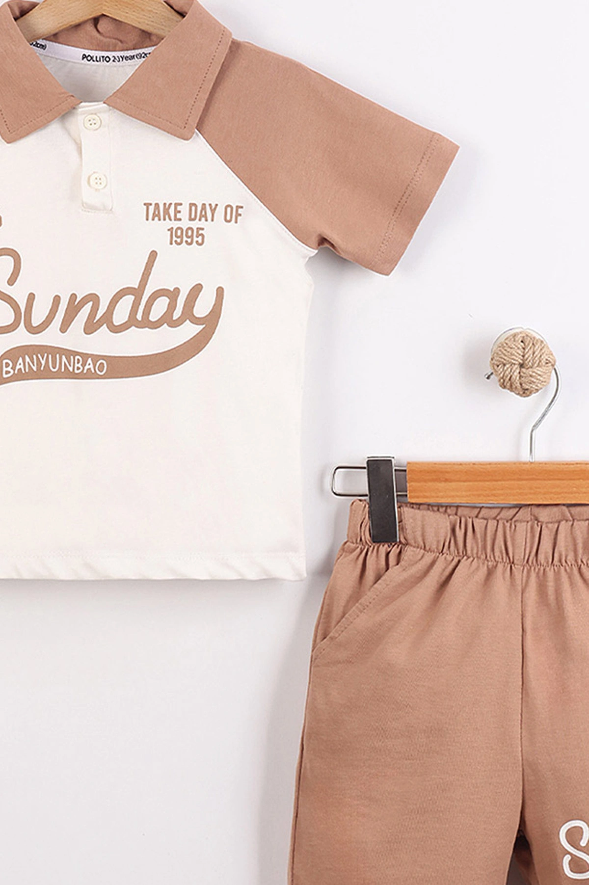 Kahve (3-10 Yaş)Sunday Baskılı Yakalı Düğmeli Garnili Erkek Çocuk Takım 460722