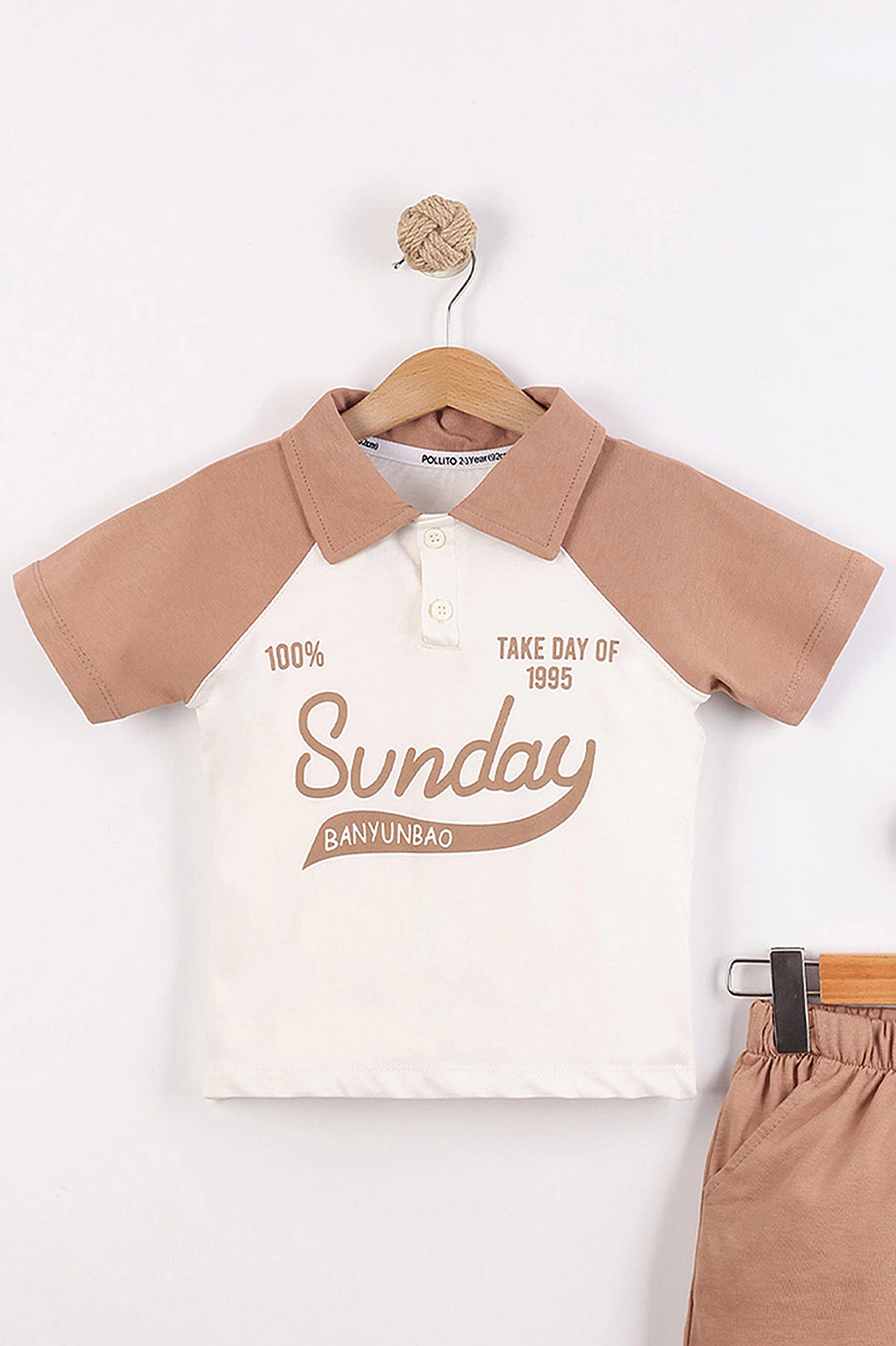 Kahve (3-10 Yaş)Sunday Baskılı Yakalı Düğmeli Garnili Erkek Çocuk Takım 460722