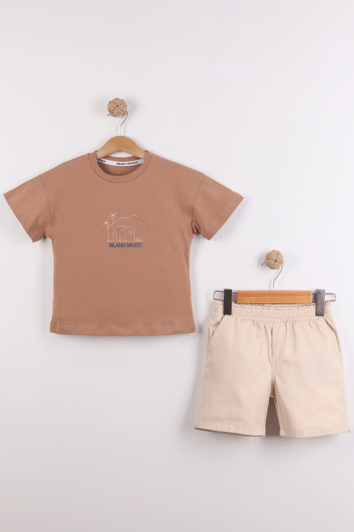 Kahve (3-6 Yaş)Nakışlı Gabardin  Şortlu Erkek Çocuk Takım 459496