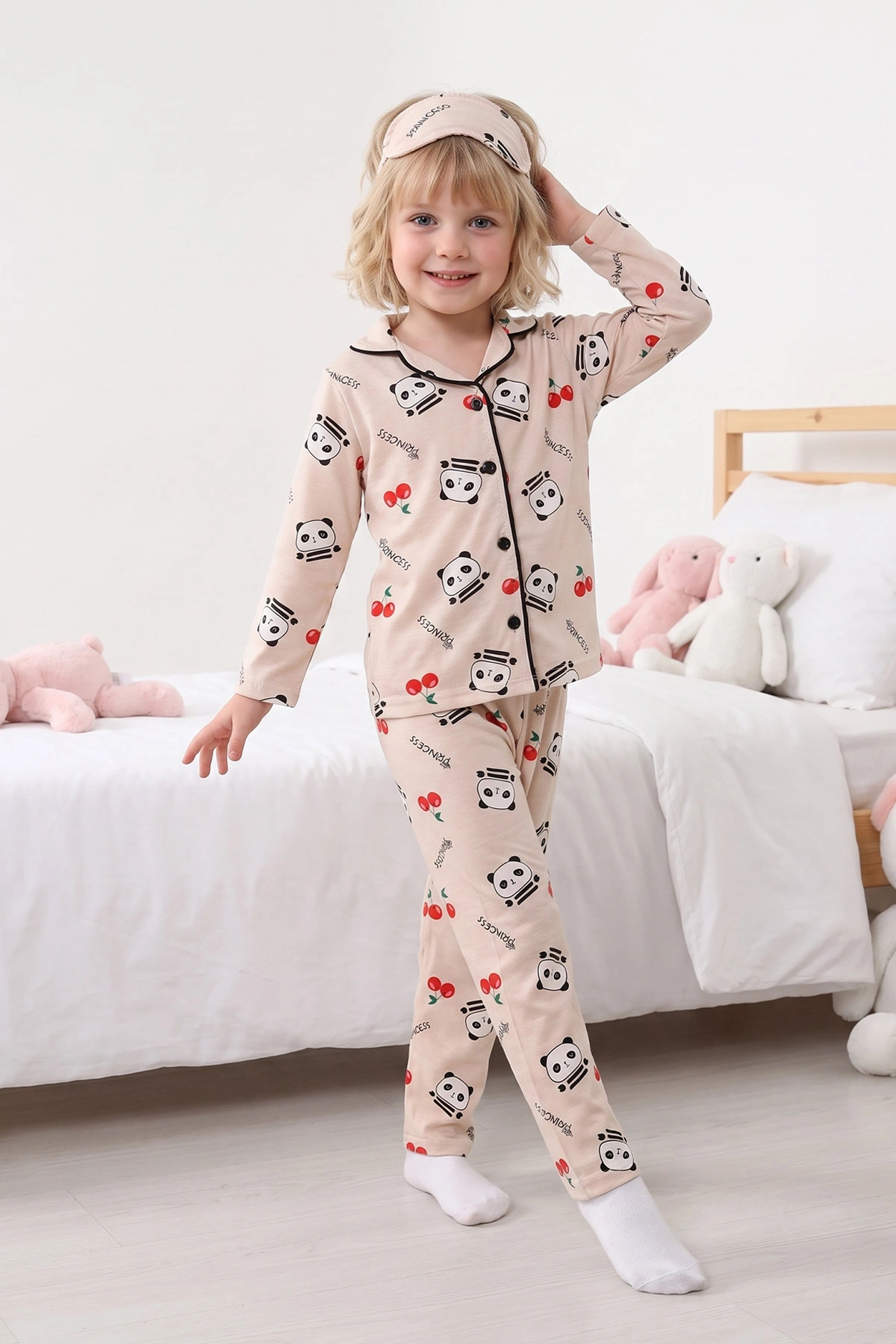 Kahve (4-12 Yaş) Desenli   Uzun Kol  Ön Düğmeli Göz Bandı Detaylı Kız Çocuk Pijama Takım 473644