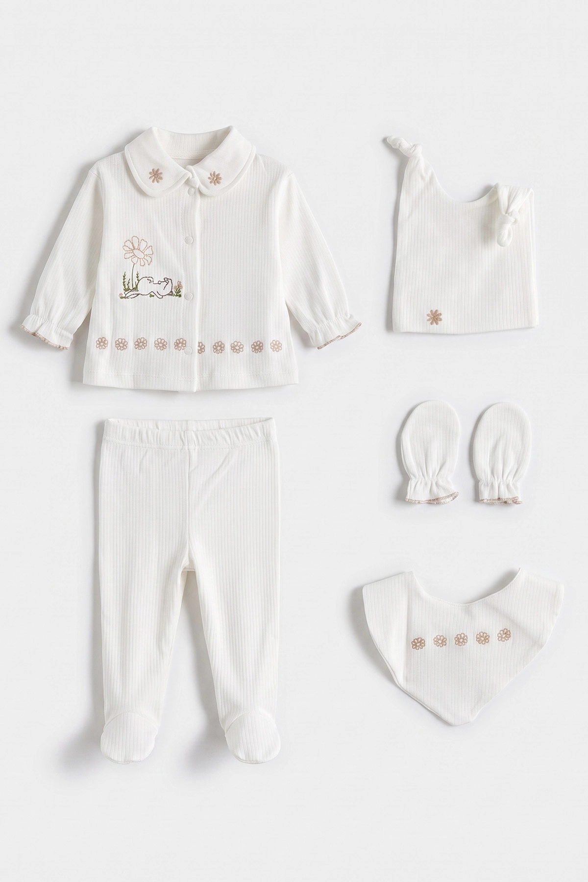 Kahve Beyaz  (0-3 Ay) Tavşan Nakışlı Kutulu Yeni Doğan Kız Bebek 5'li Zıbın Set 475347