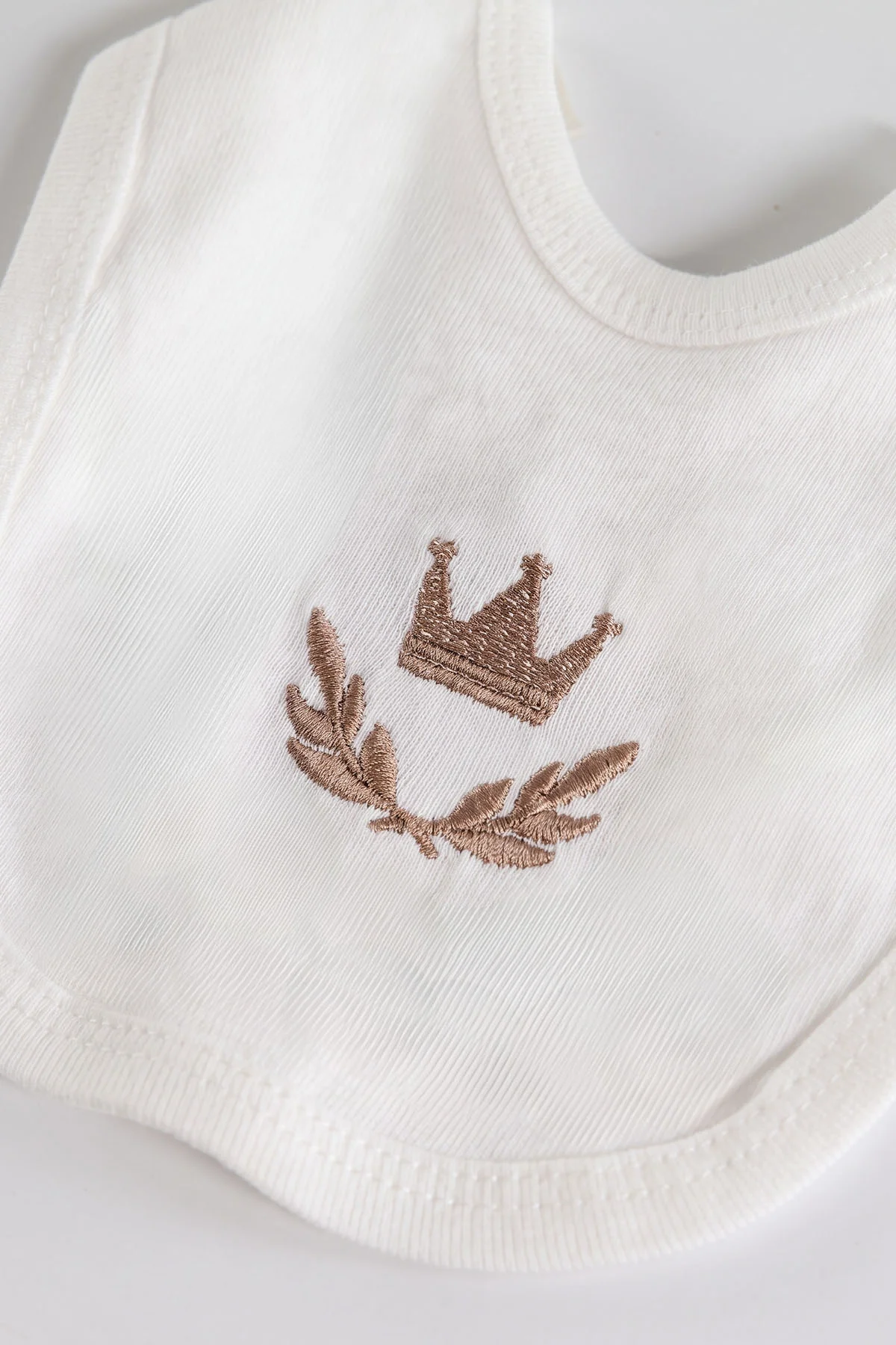 Kahve Beyaz(0-3 Ay)Little Prince Nakışlı Tulum, Battaniye ve 7'li Hastane Çıkış Seti 476847