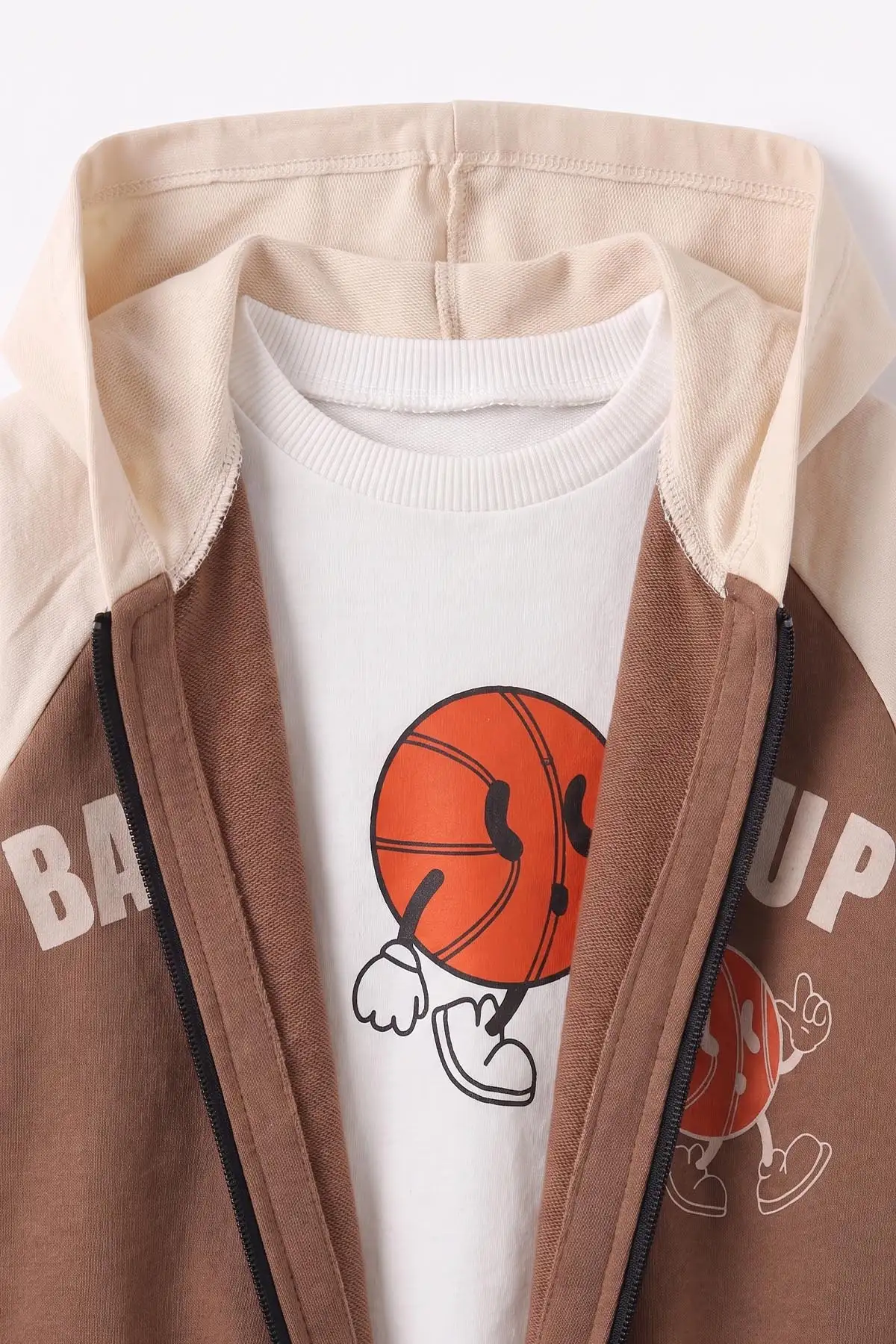 Kahverengi (0-4 Yaş) Basketball Baskılı Kapüşonlu Fermuarlı Hırkalı Erkek Çocuk 2 İp 3'lü Takım 471509