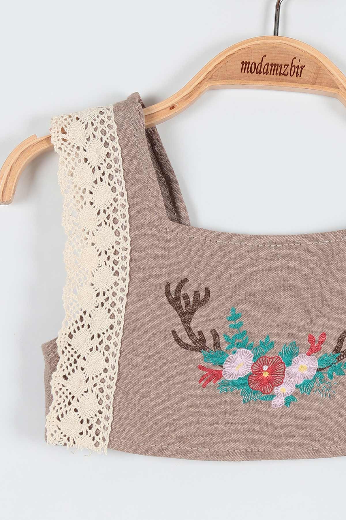 Kahverengi (2-5 Yaş) Çiçek Baskılı Fiyonklu Dantel Detaylı Kız Çocuk Takım 190286