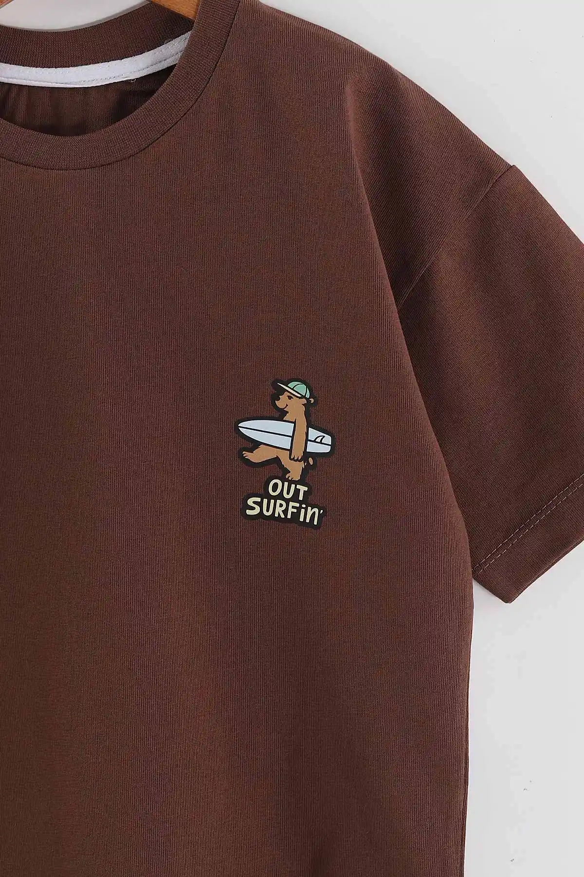Kahverengi (3-10 Yaş) Surfin Baskılı Oversize Erkek Çocuk Tişört 469020