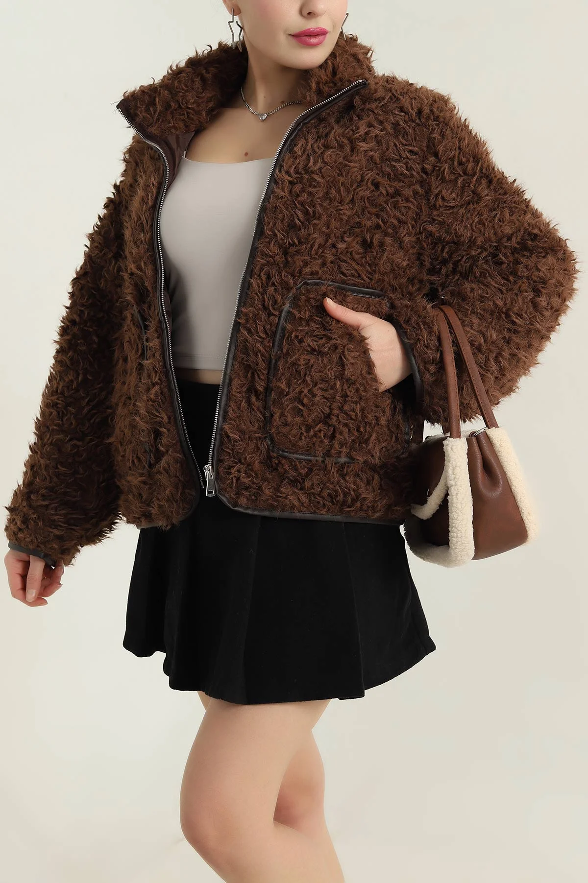 Kahverengi Astarlı Cepli Kıvırcık Kadın Mont 417407