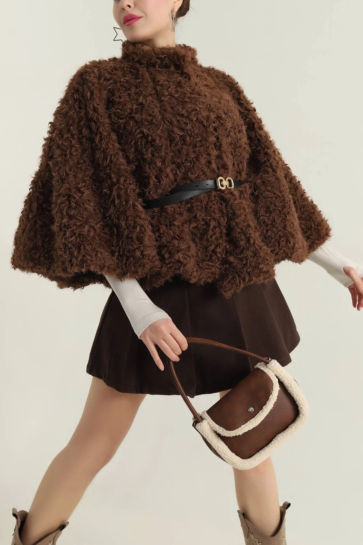 Kahverengi Astarlı Düğmeli  Kadın Peluş Panço 417366