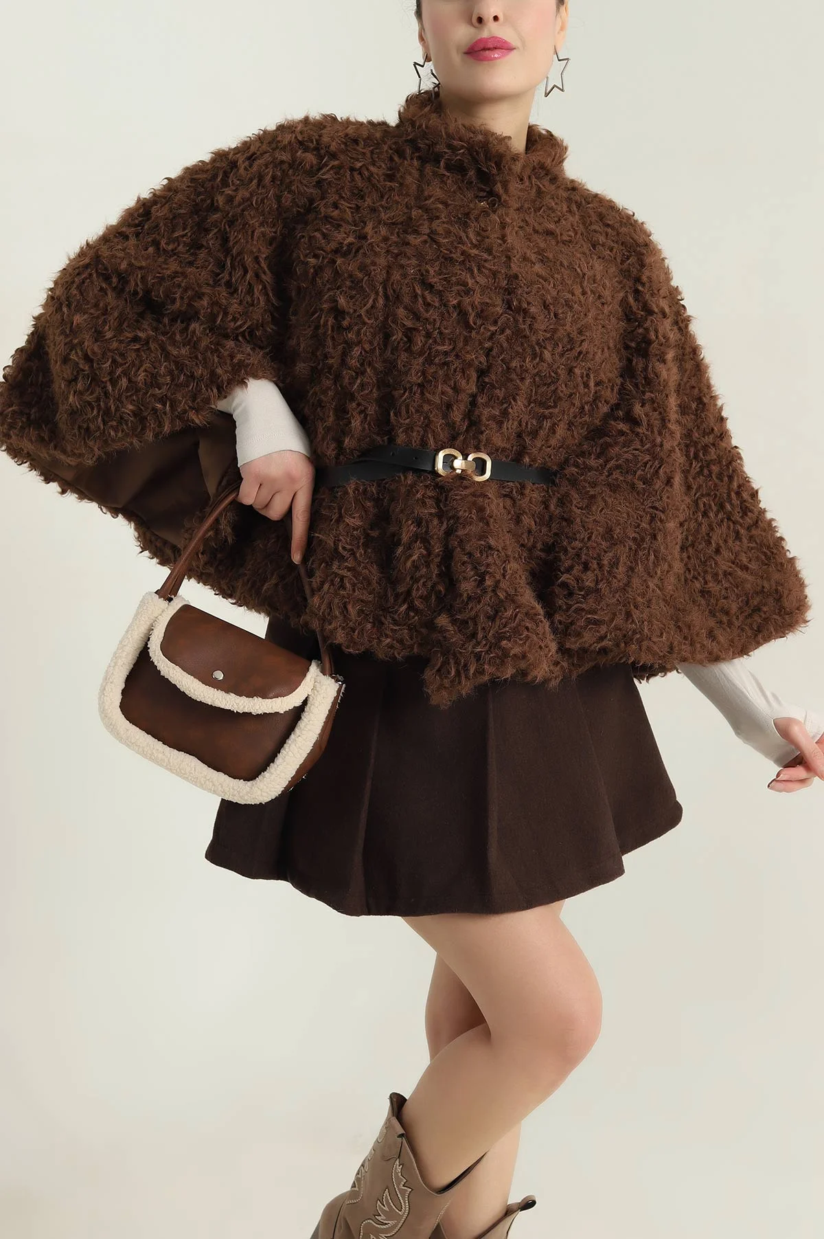 Kahverengi Astarlı Düğmeli  Kadın Peluş Panço 417366