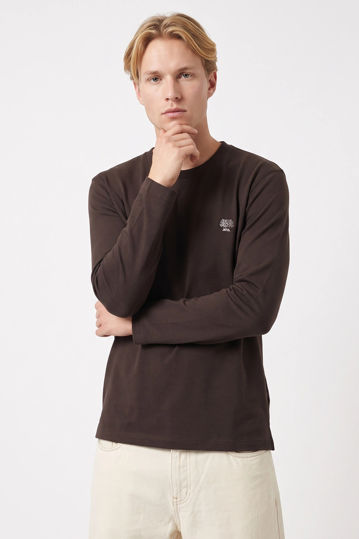Kahverengi Bisiklet Yaka Sırt Nakış Detaylı Erkek Sweatshirt 491993