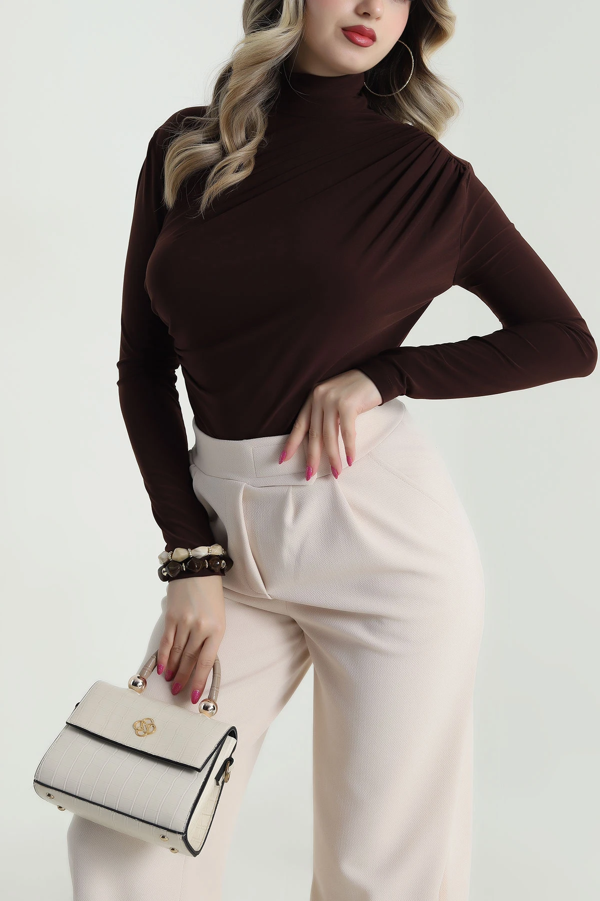 Kahverengi Büzgülü Sandy Kadın Bluz 485001