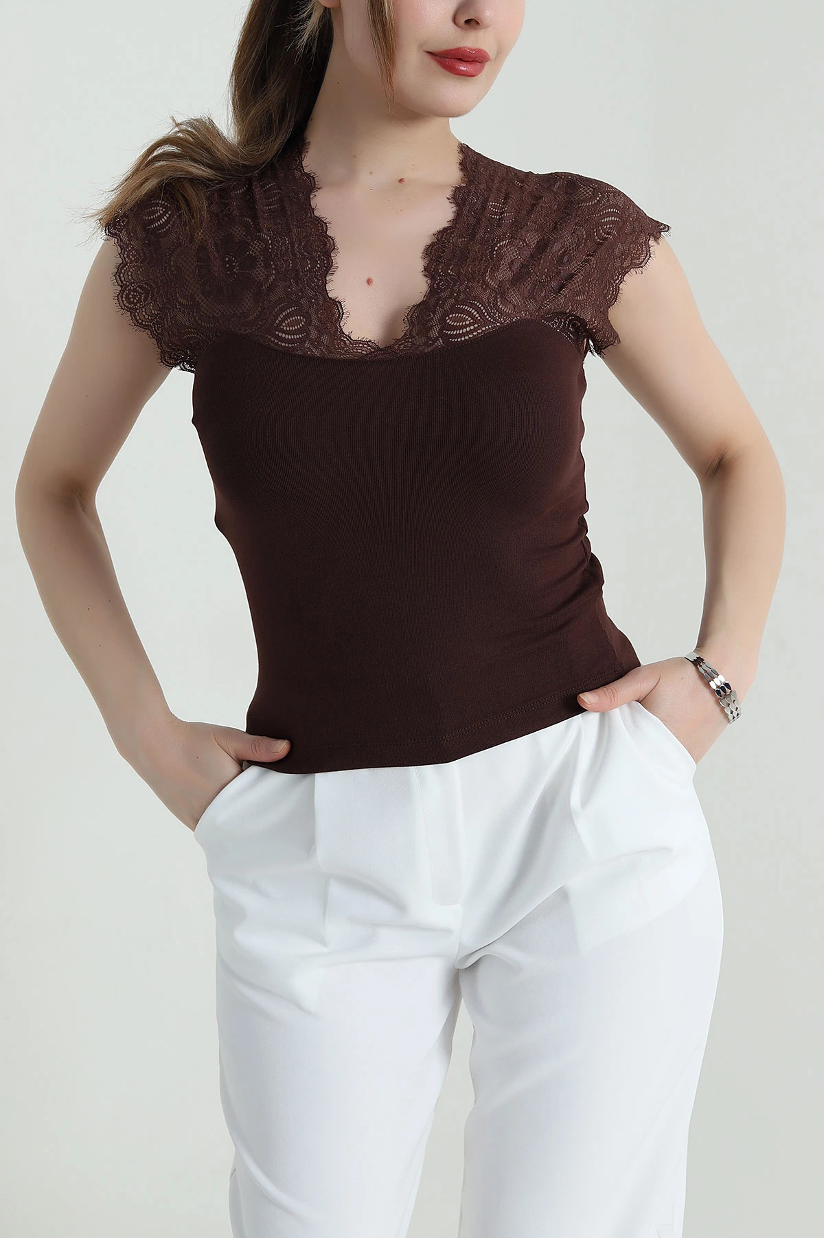 Kahverengi Dantelli Lİkralı Buzzy Kadın Bluz 458989
