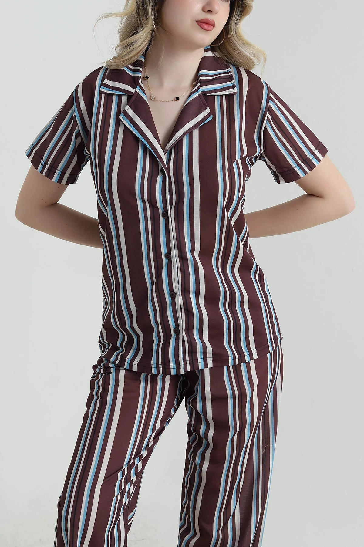 Kahverengi Digital Baskılı Kadın Pijama Takımı 459202