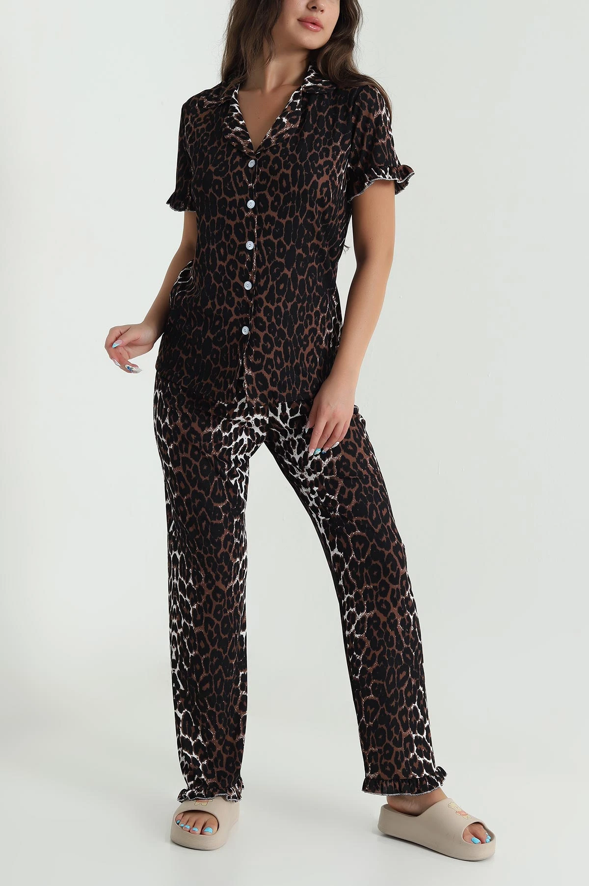 Kahverengi Düğmeli Sedef Kadın Pijama Takımı 479537