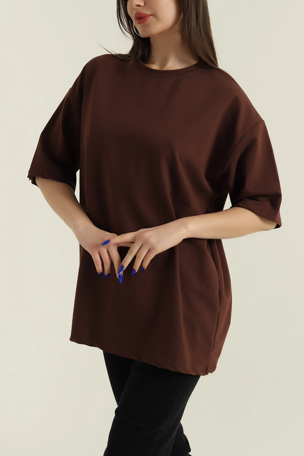 Kahverengi İki İp Bisiklet Yaka Kadın Oversize Tişört 423911