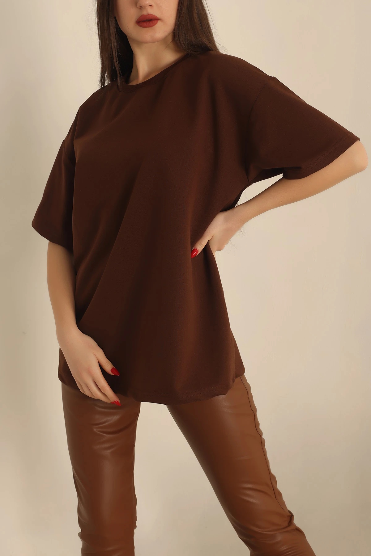 Kahverengi İki İp Oversize Bayan Tişört 234377