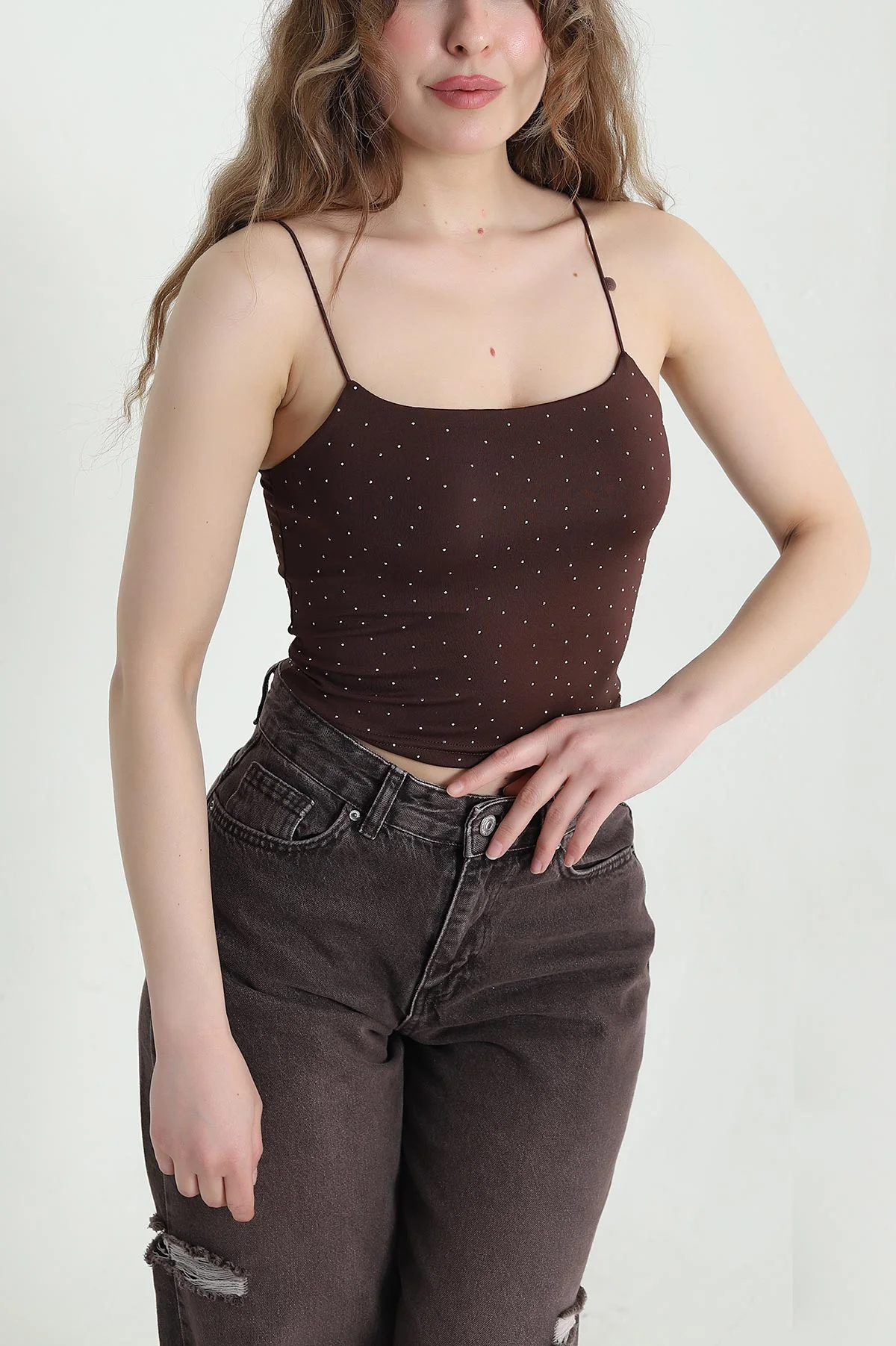 Kahverengi İp Askılı Taşlı Sandy Kadın Bluz 451904