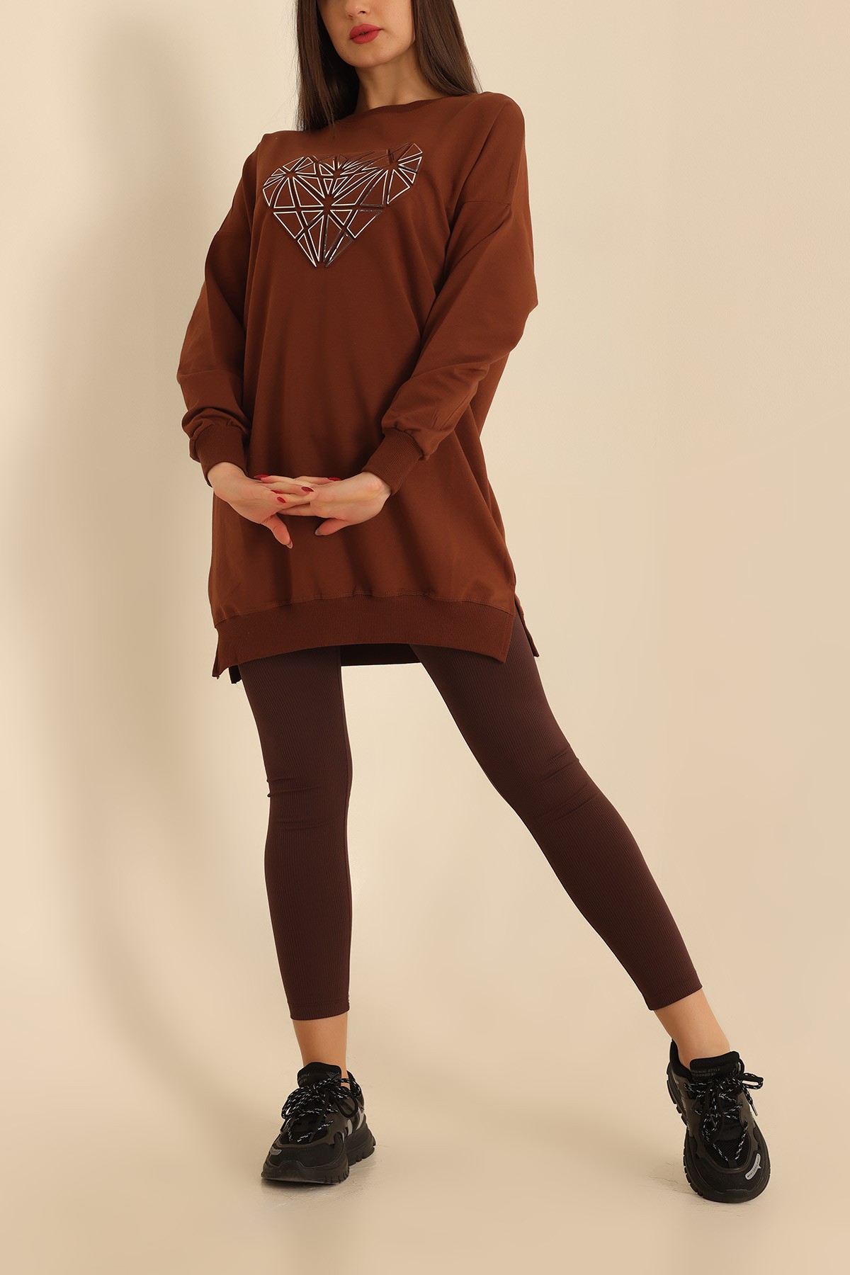 Kahverengi Kalp Gofre Baskılı Sweat 214403