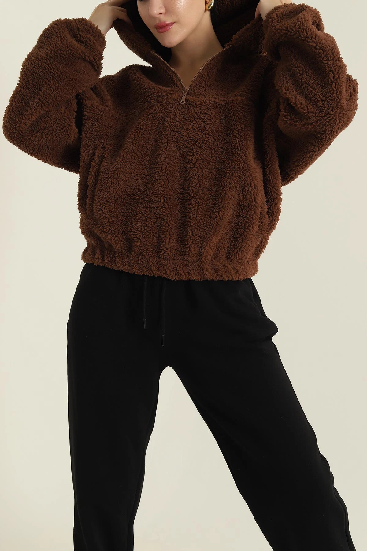 Kahverengi Kapüşonlu Kuzu Yumoş Kadın Sweat 419534