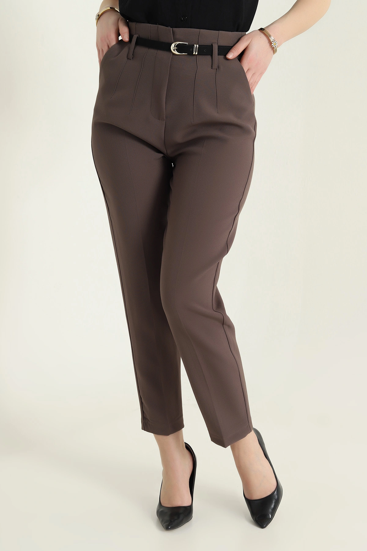 Kahverengi Kemerli Pensli Atlas Kadın Pantolon 429856