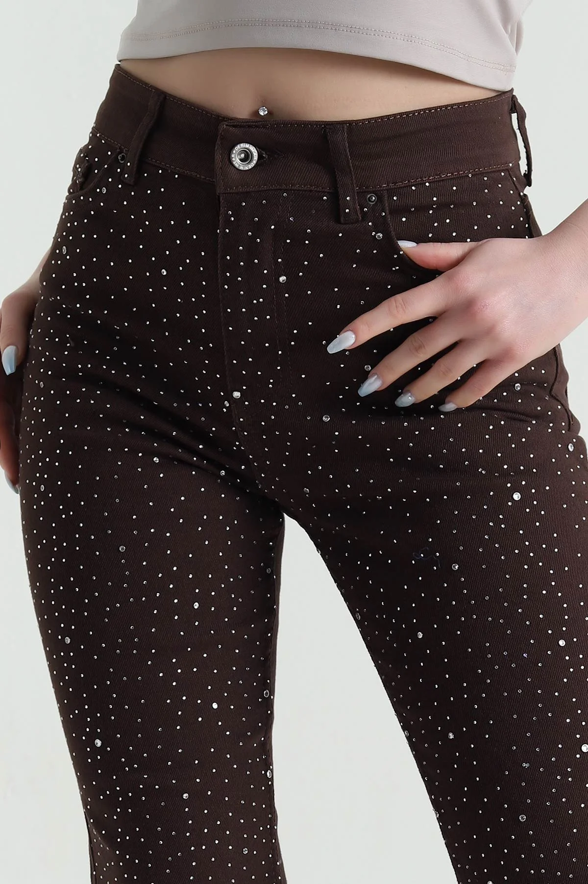 Kahverengi Lazer Paça Taşlı Likralı Kadın Kot Pantolon 447159