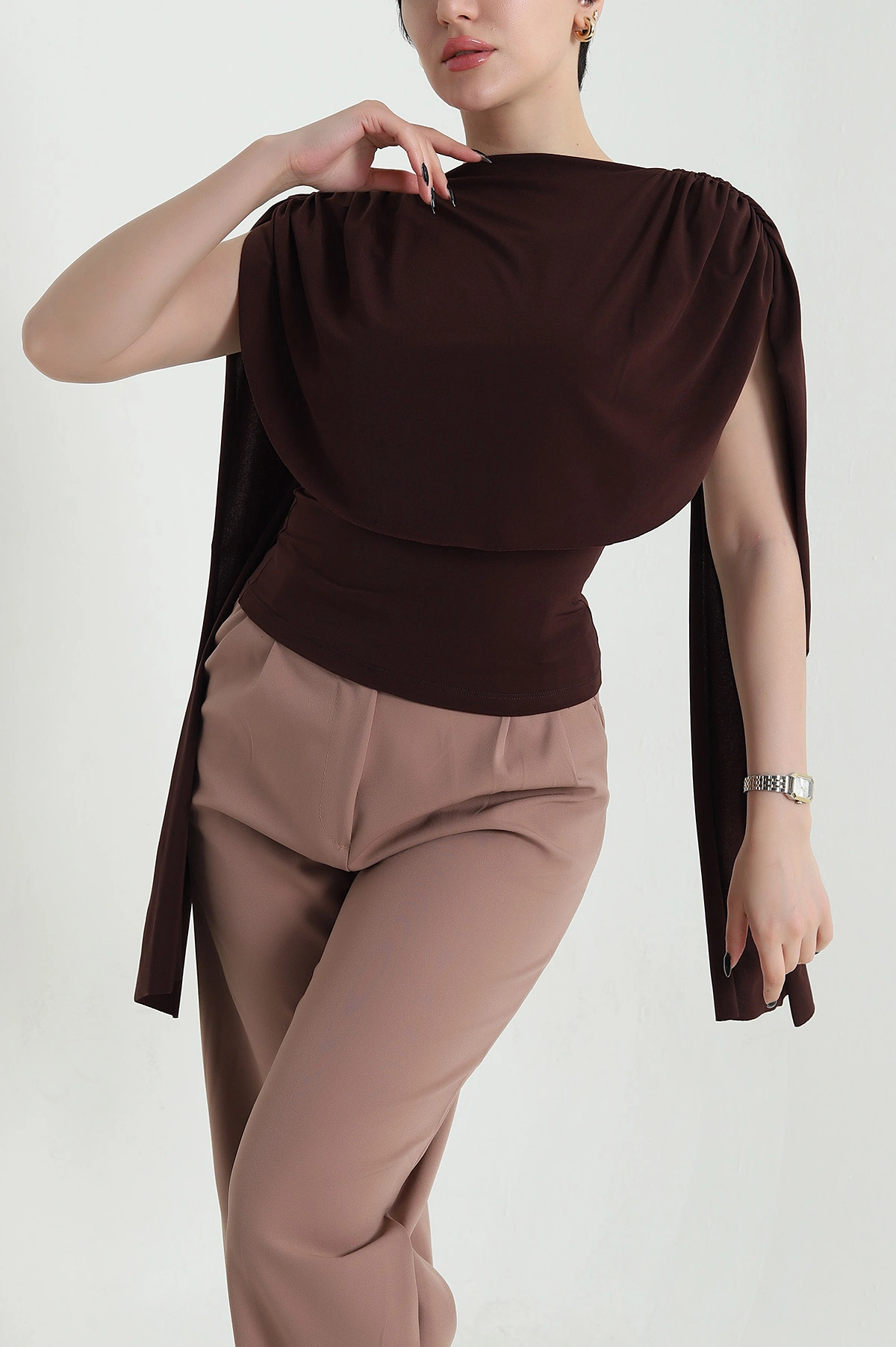Kahverengi Likralı Sandy Kolsuz Kadın Bluz 453639