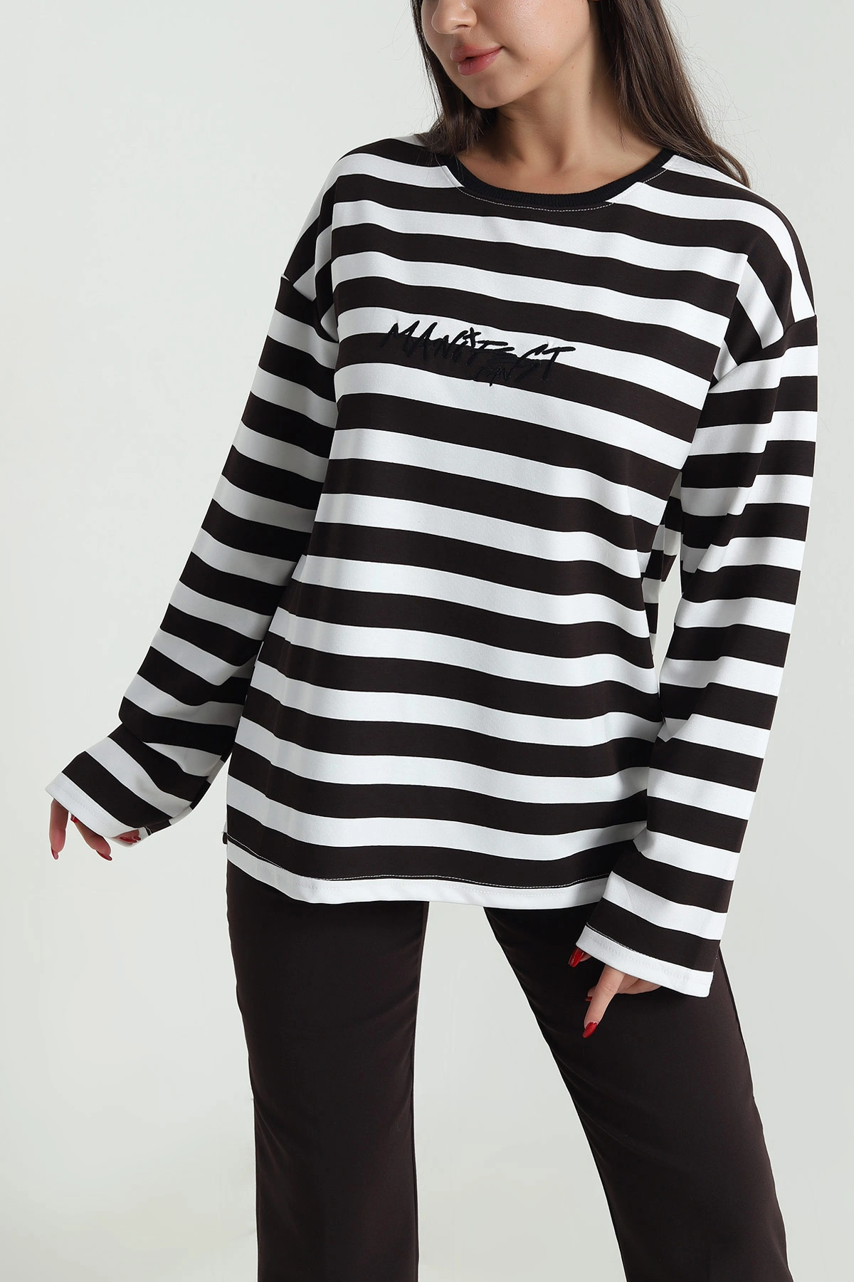 Kahverengi Oversize Çizgili Nakışlı Oysho Kadın Sweat 492890