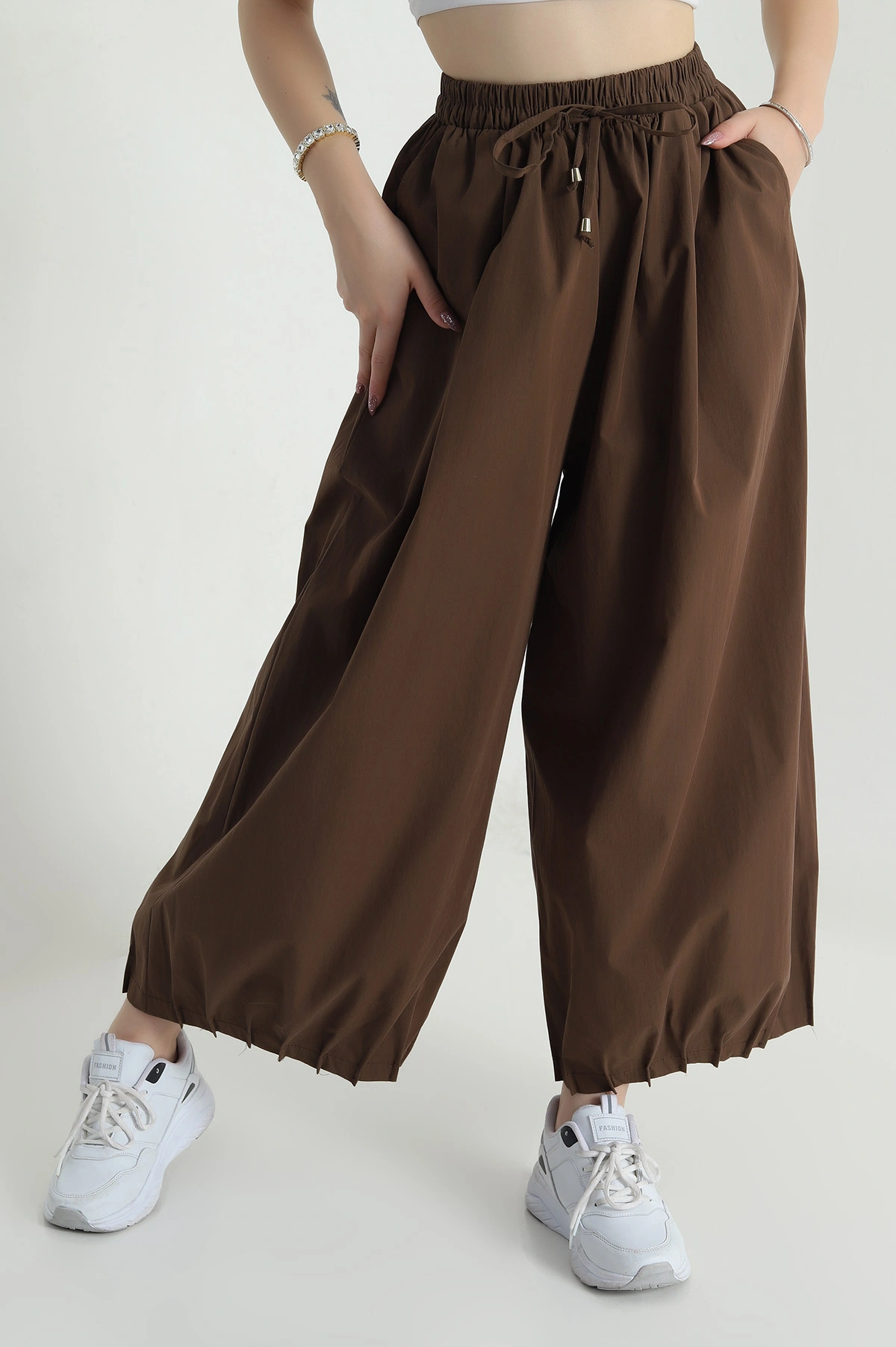Kahverengi Paça Pileli Baggy Kadın Pantolon 478810