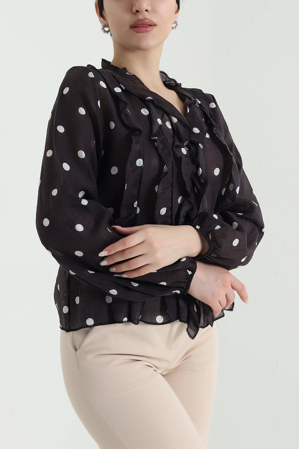 Kahverengi Puantiyeli Fırfırlı Tencel Kadın Gömlek 448293