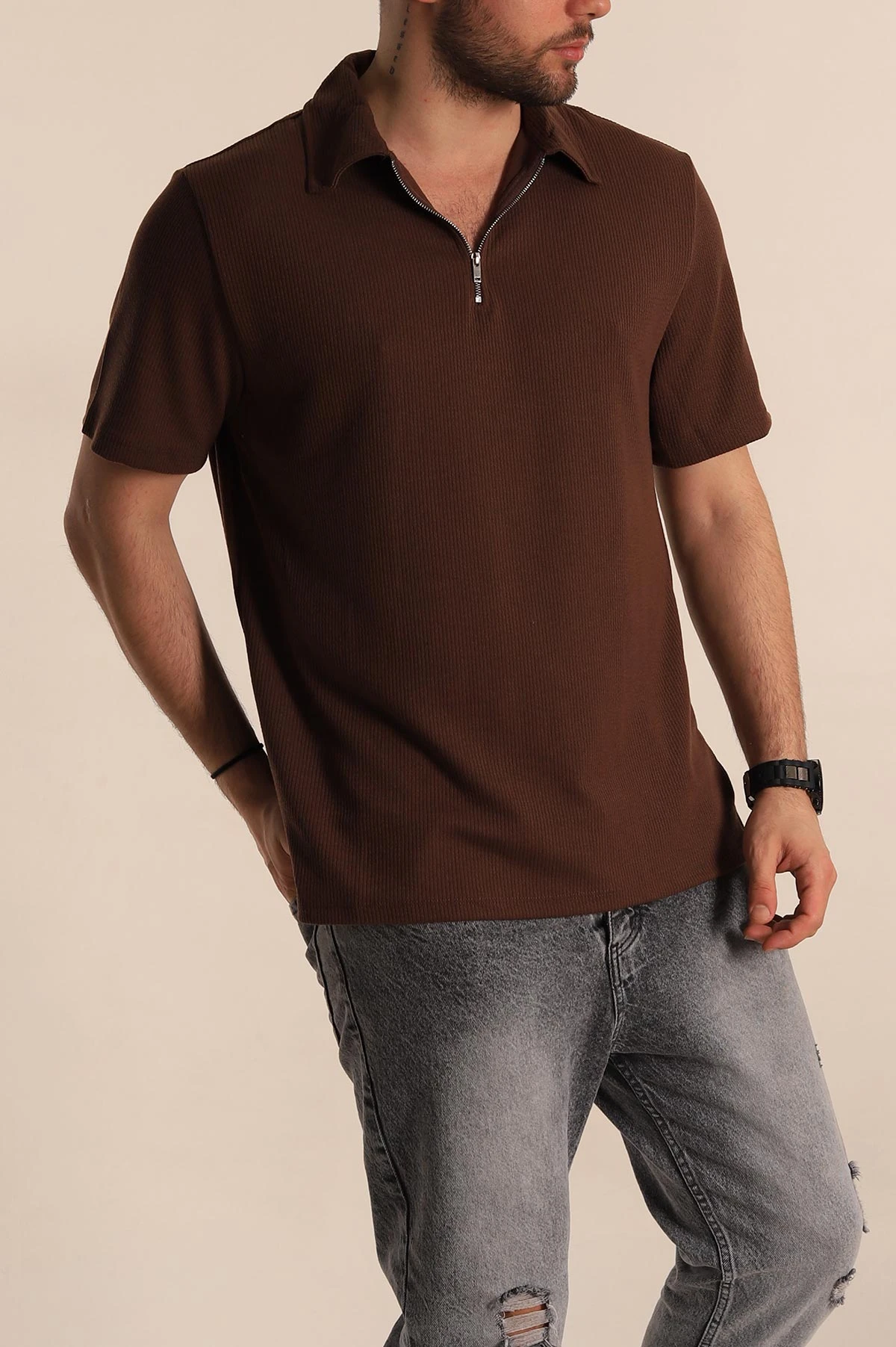 Kahverengi Relaxed Fit Fitilli Doku Fermuarlı Polo Yaka Erkek Tişört 268312