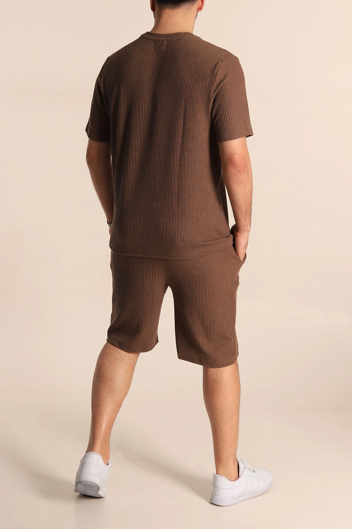 Kahverengi Relaxed Fit Fitilli Dokulu Erkek Şortlu Takım 272839